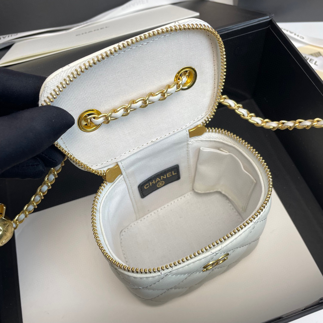 CHANEL mini portable makeup case