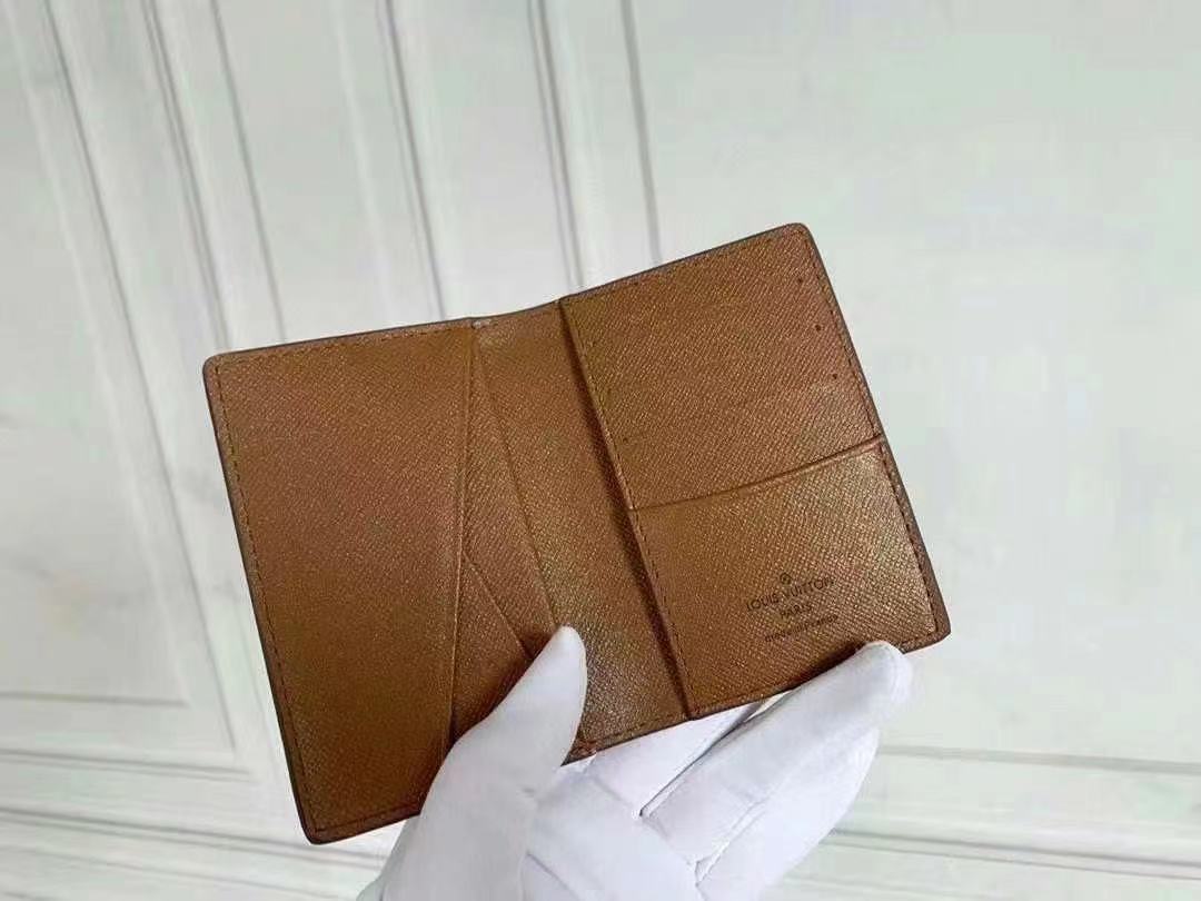 LV Passport Cover Monogram