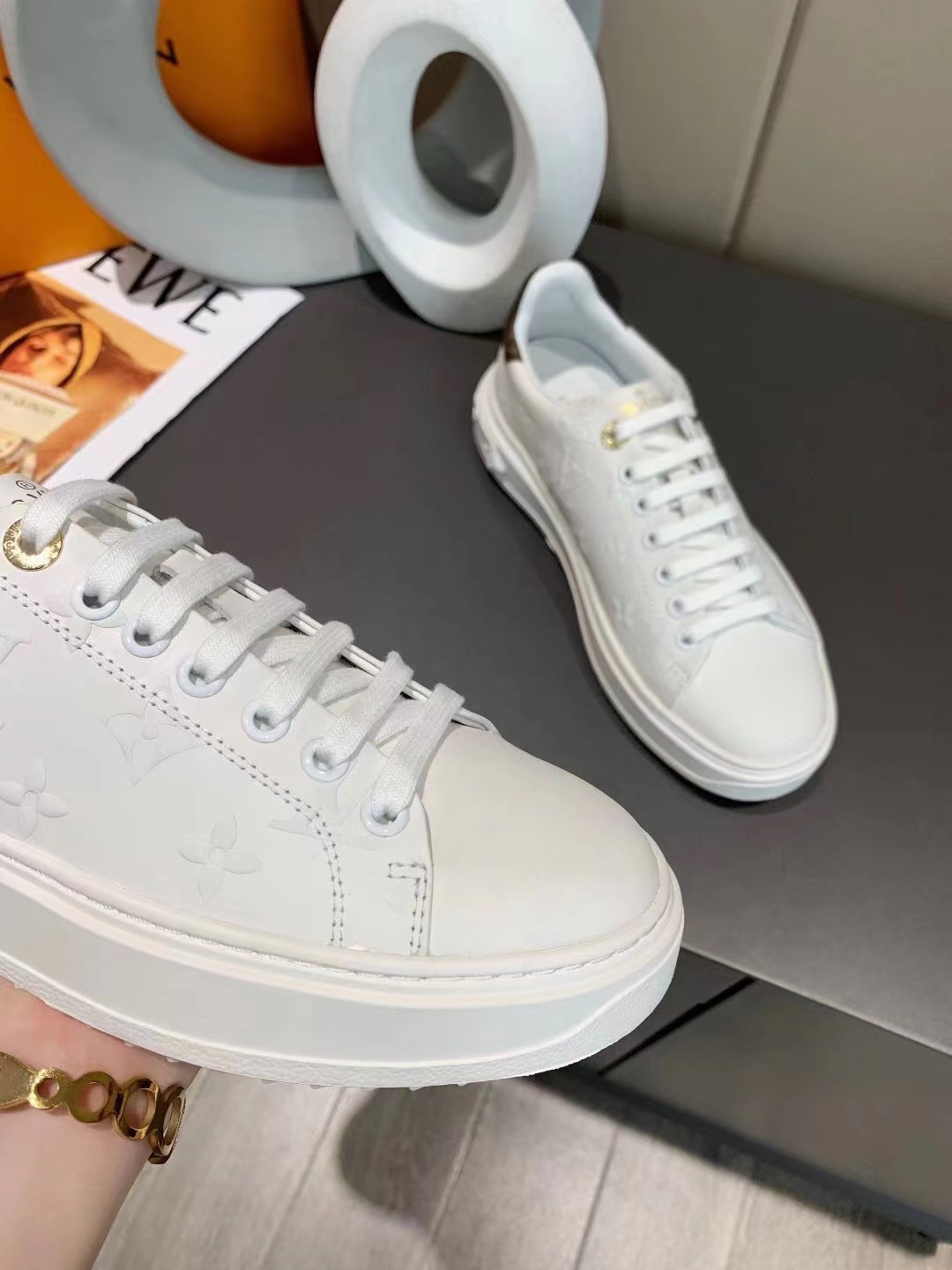 LV TIMEOUT Sneakers