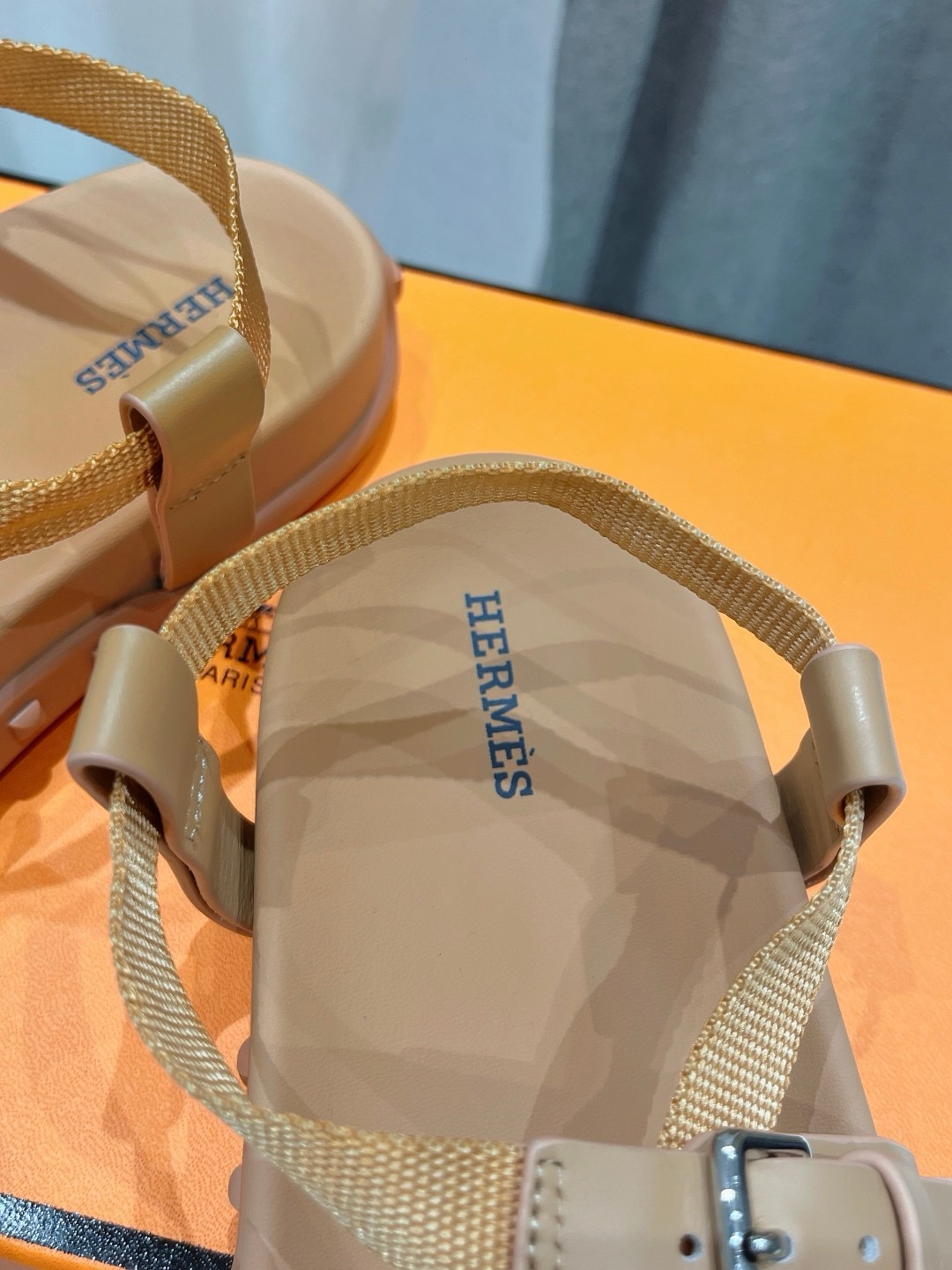 HERMES flip-flops sandals