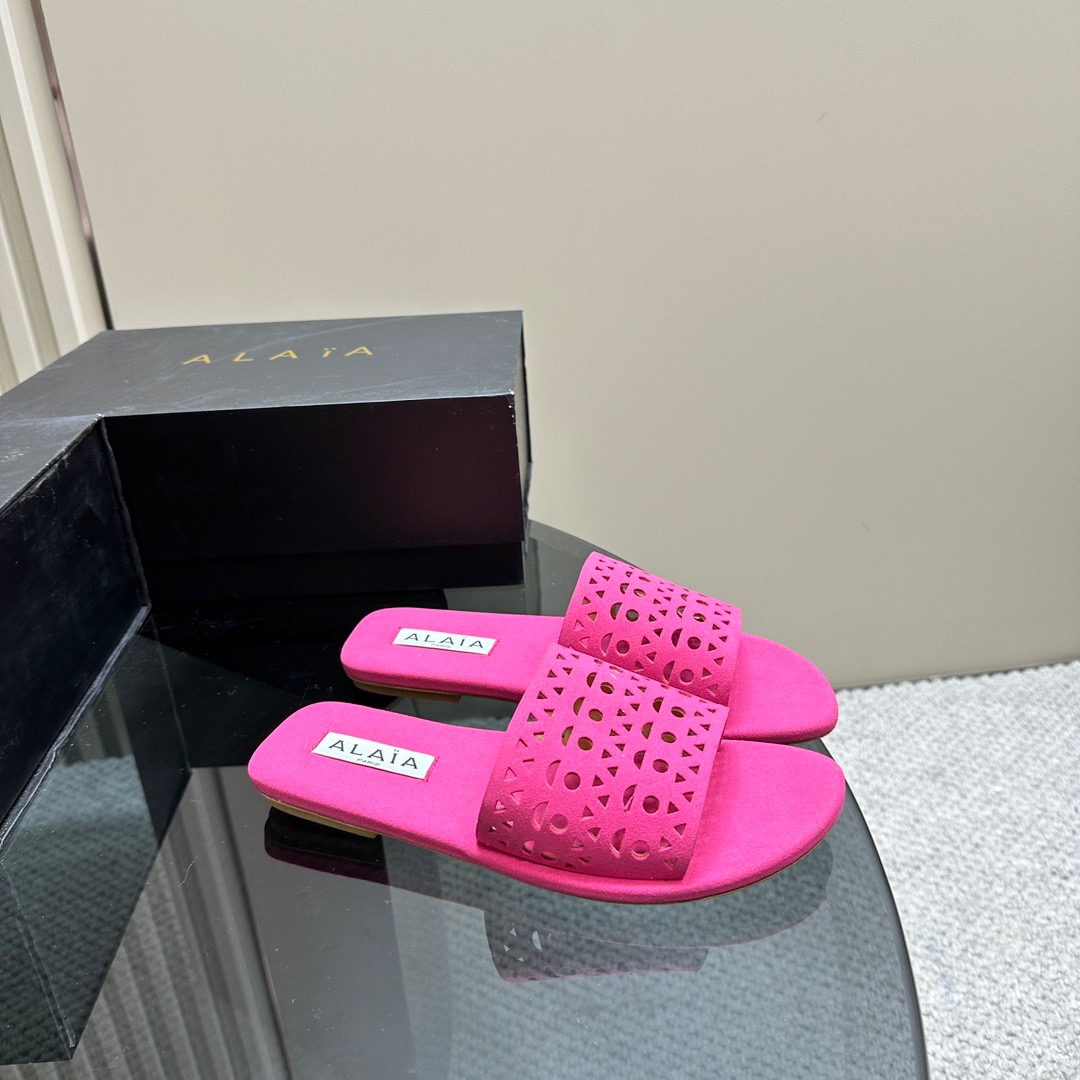 ALAIA cut-out open-toed flat slippers