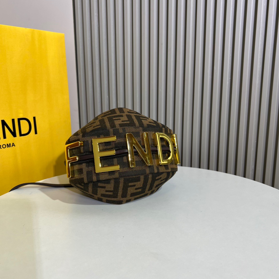 FENDI Handbag