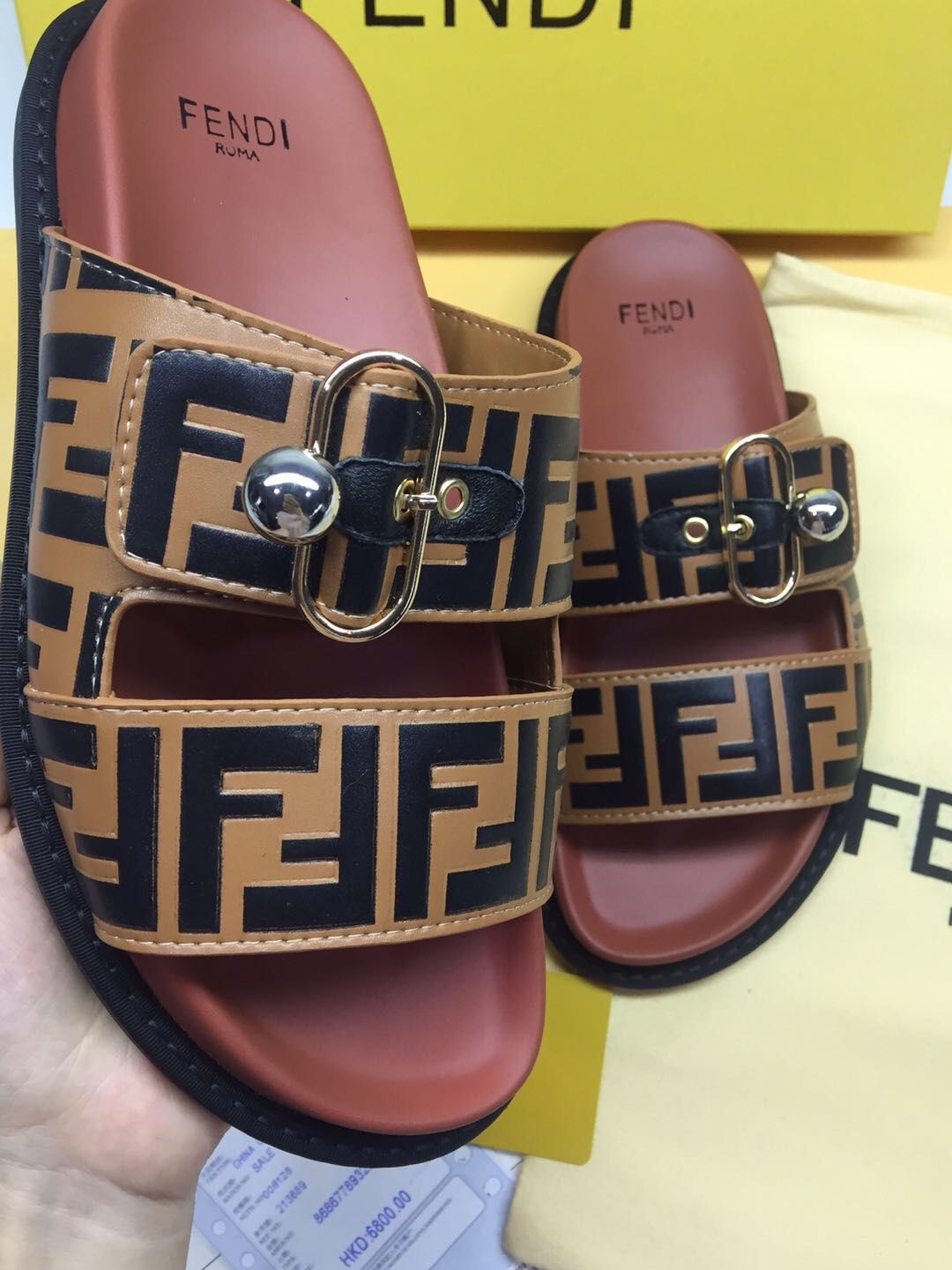 FENDI Slippers