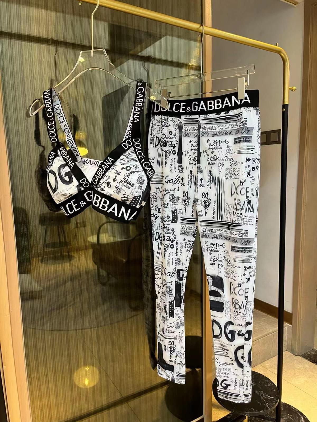 Dolce & Gabbana Set