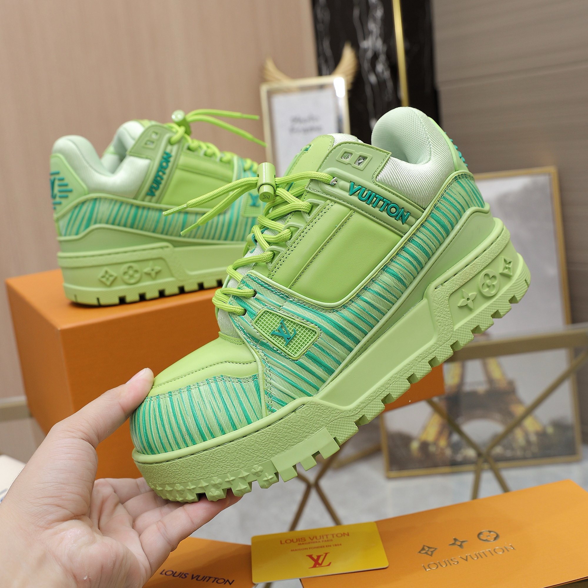 LV Trainer Maxi Sneakers