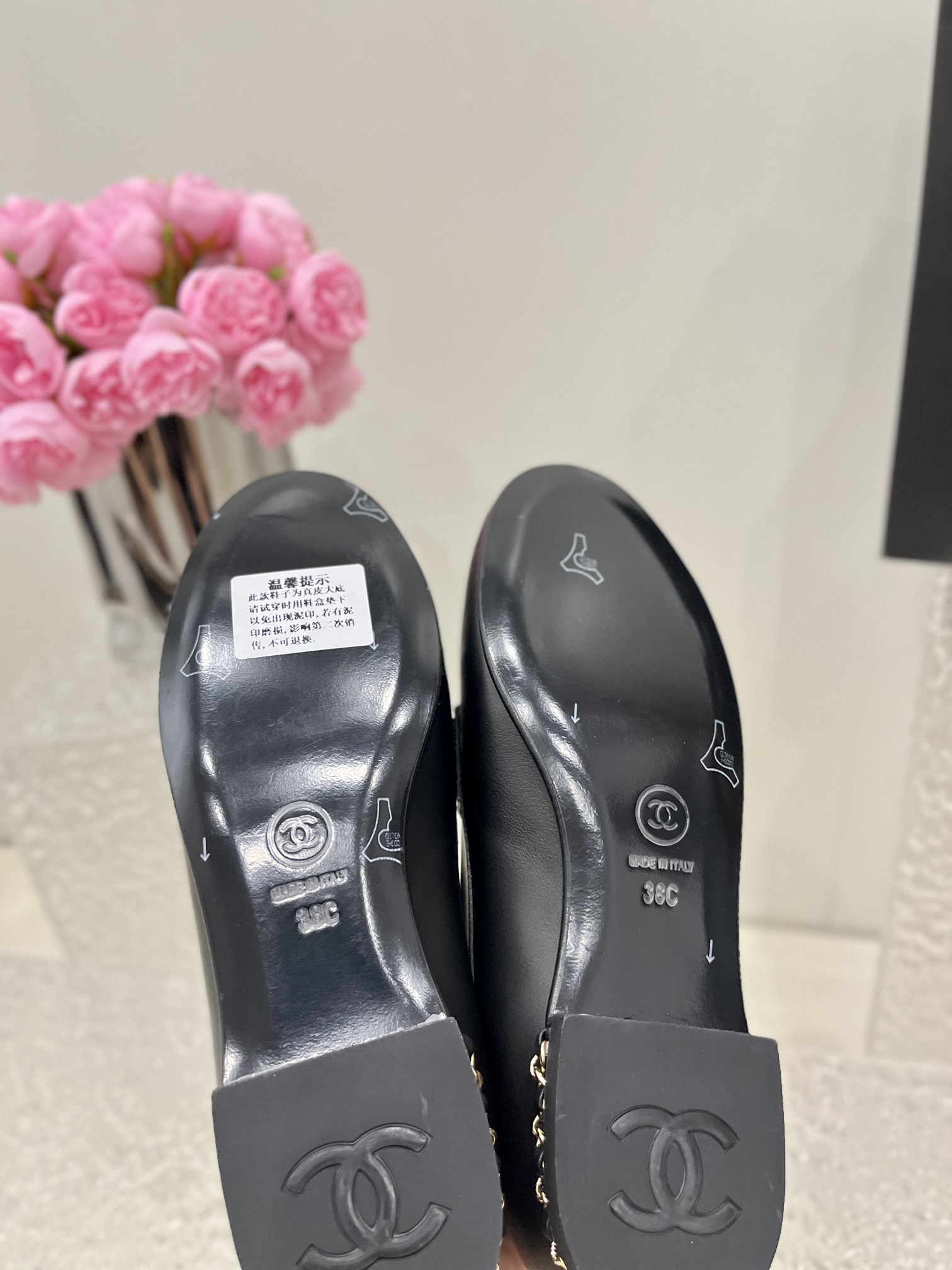 CHANEL Chain loafers