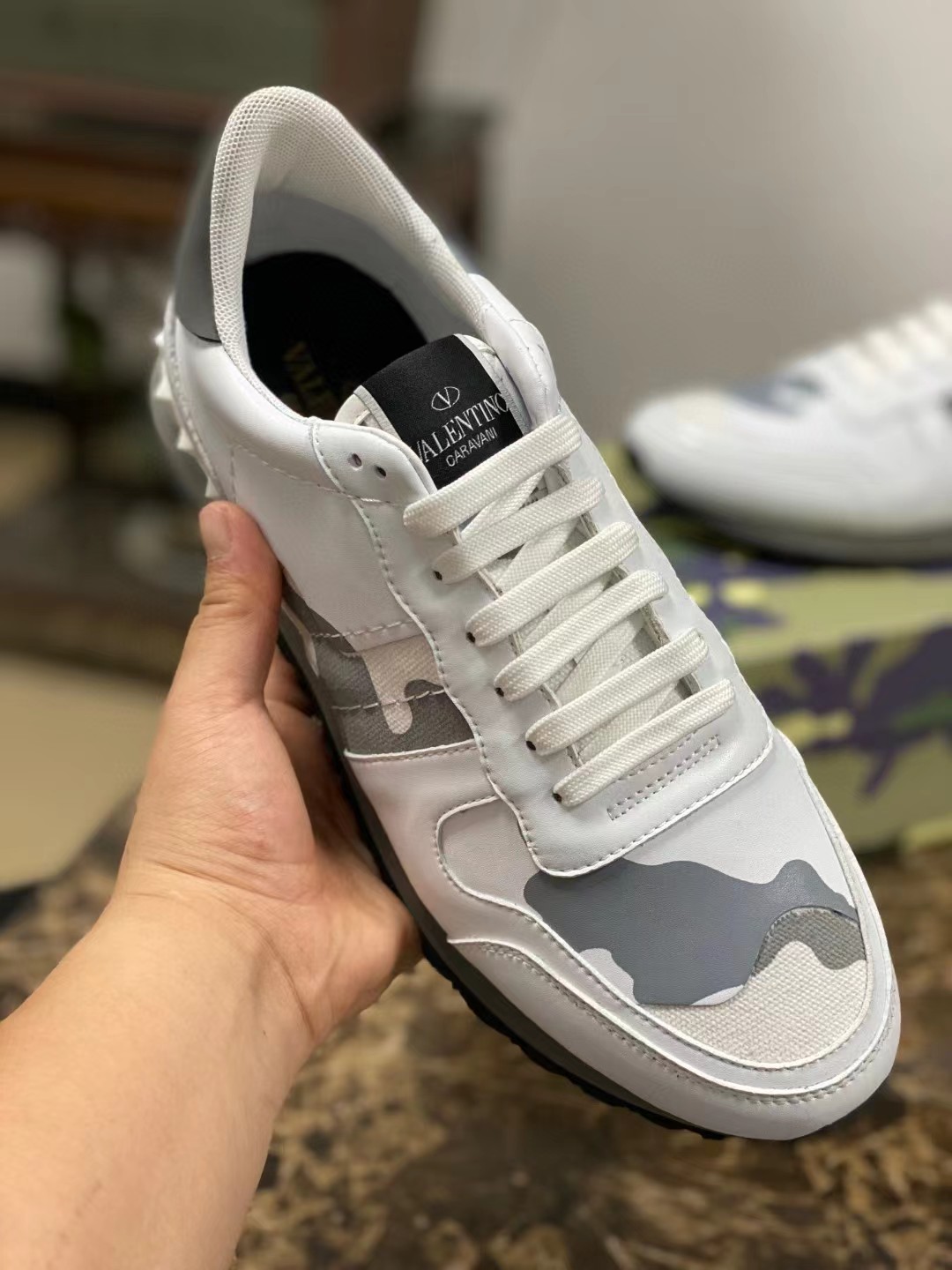 VALENTINO CAMOUFLAGE ROCKRUNNER Sneakers