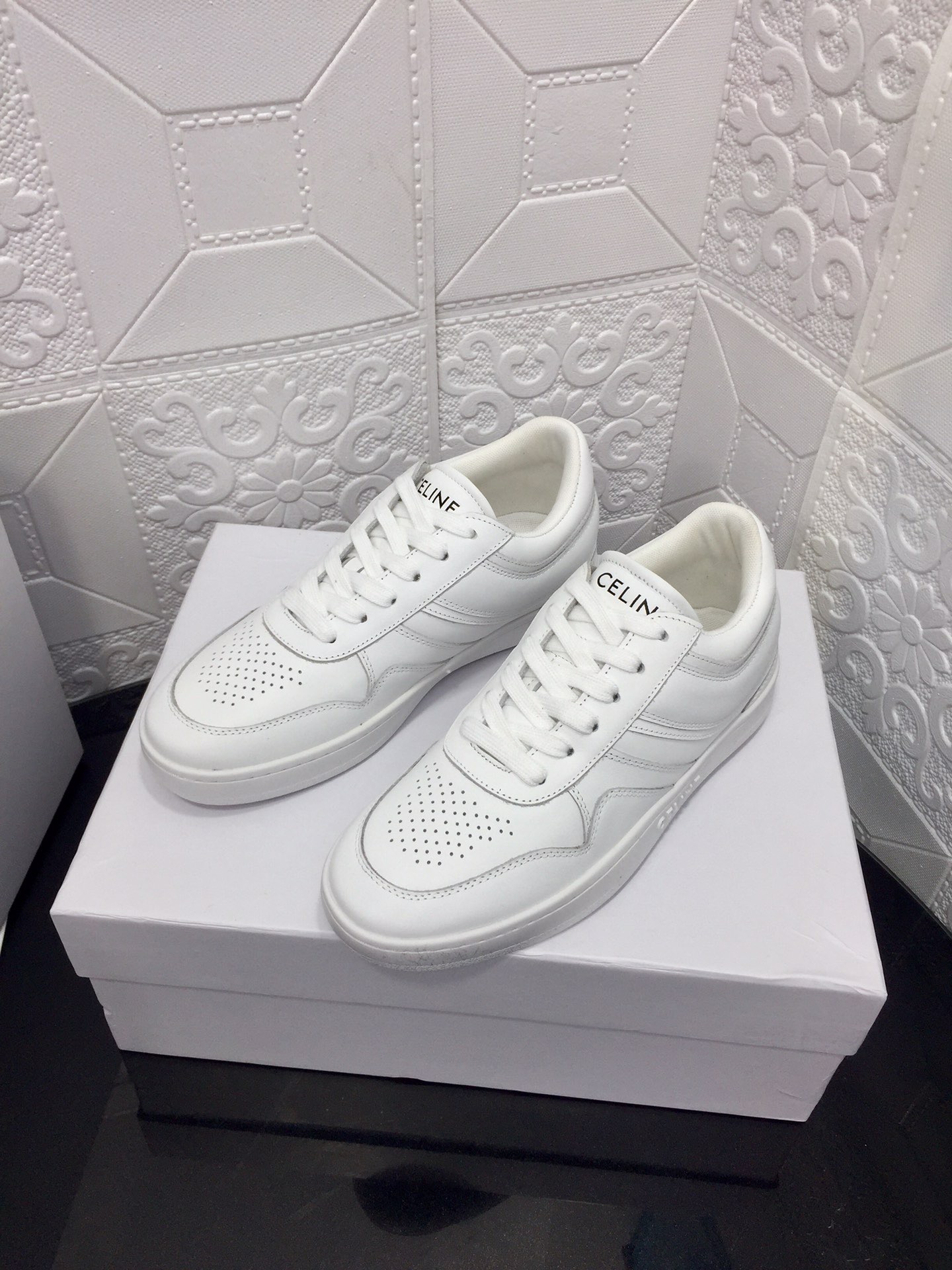 CELINE Casual Sneakers