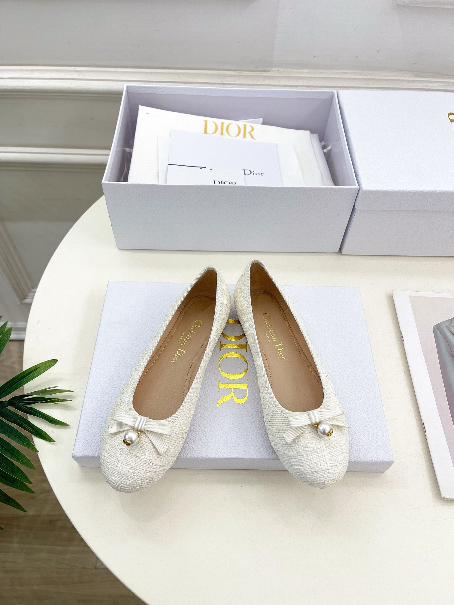DIOR straw pearl ballet shoes