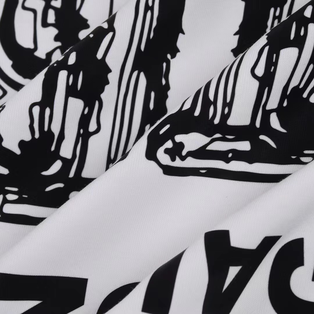 BALENCIAGA T shirt