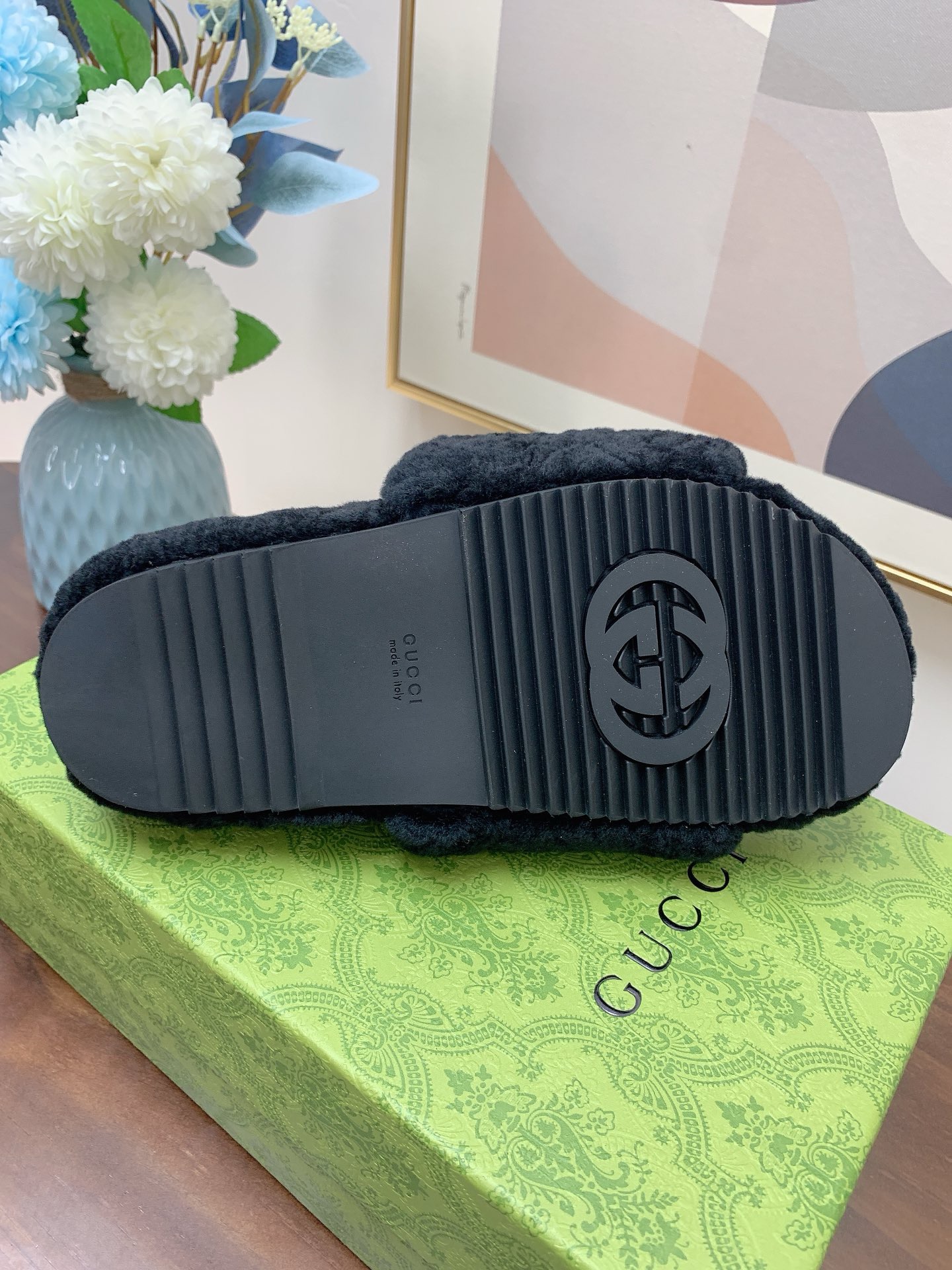 GUCCI Lamb wool slippers