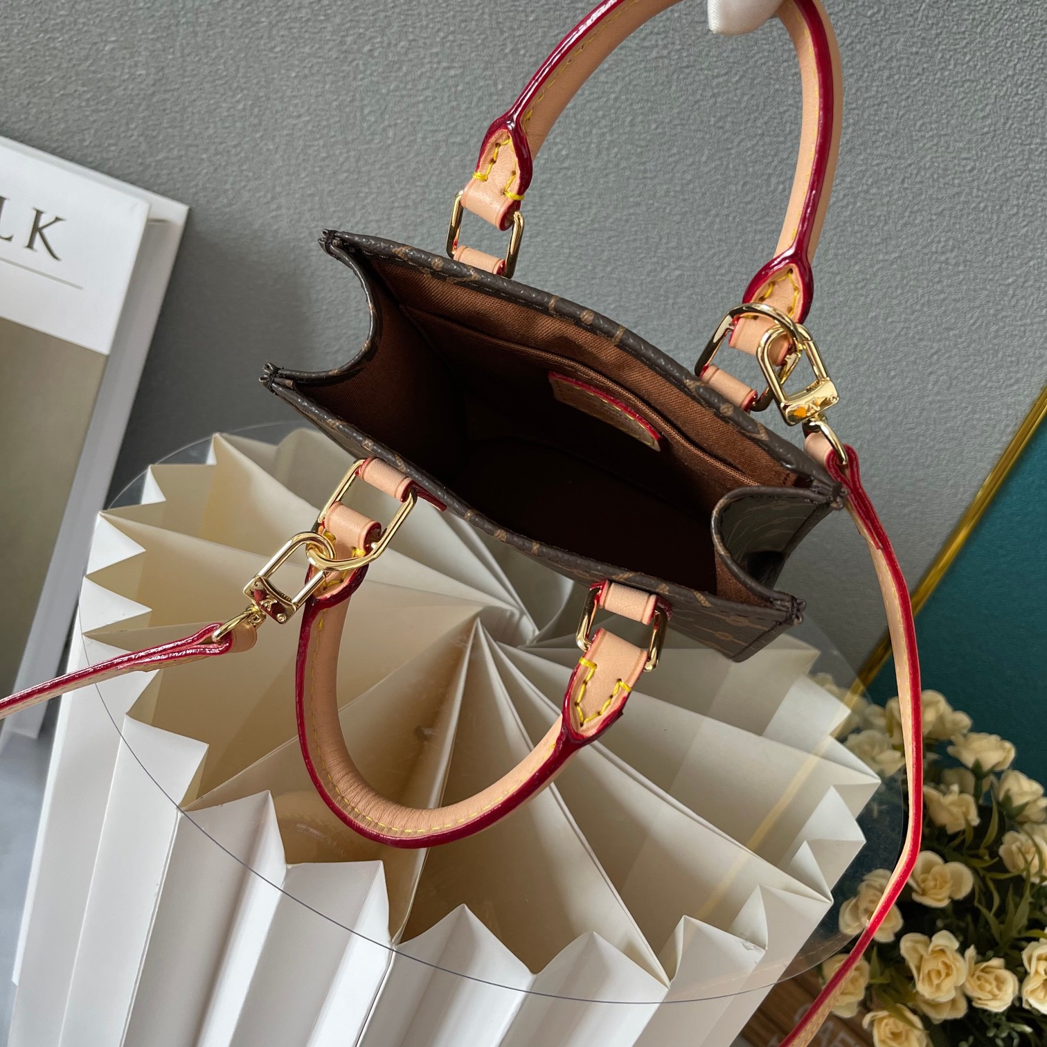 LV PETIT SAC PLAT Handbag