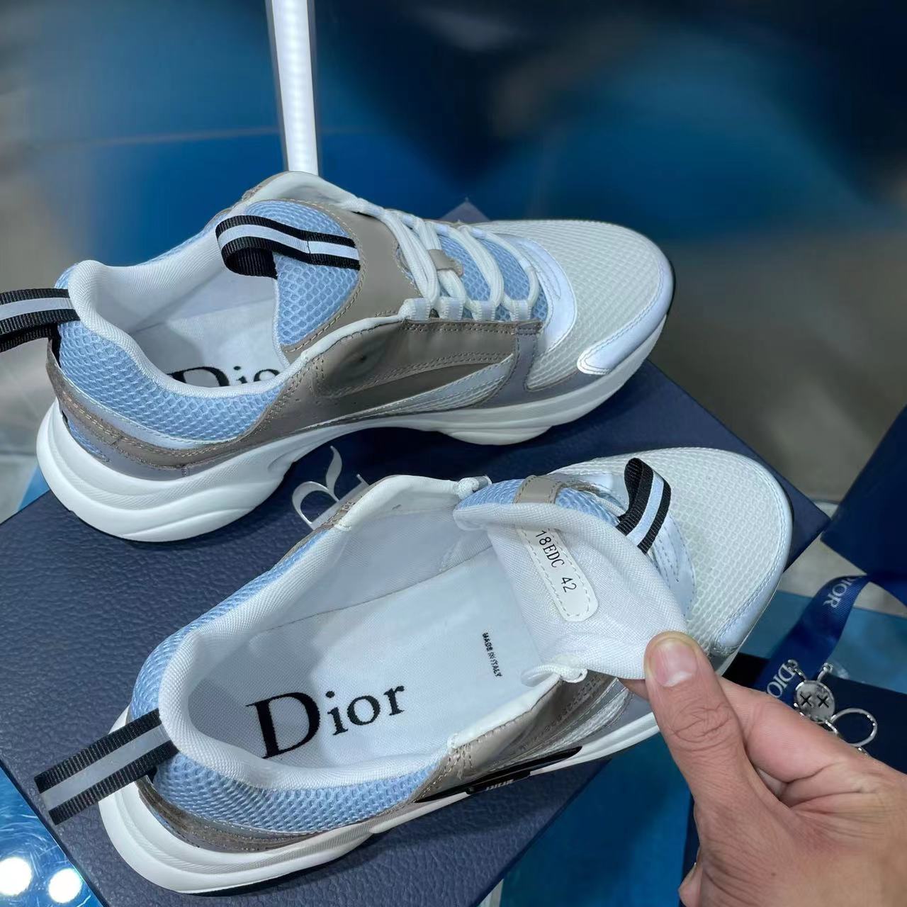 DIOR B22 Sneakers