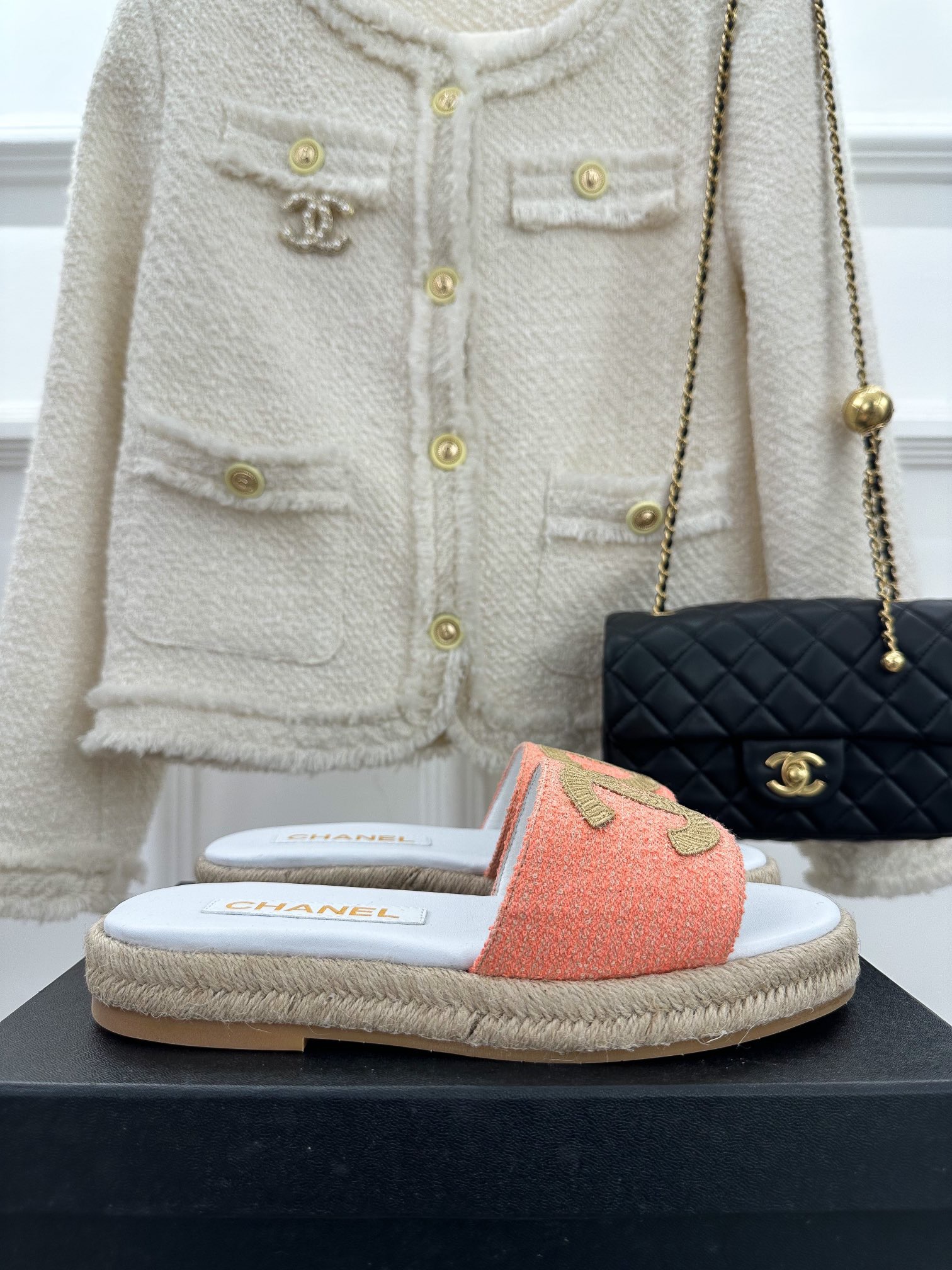 CHANEL Knitted Slippers