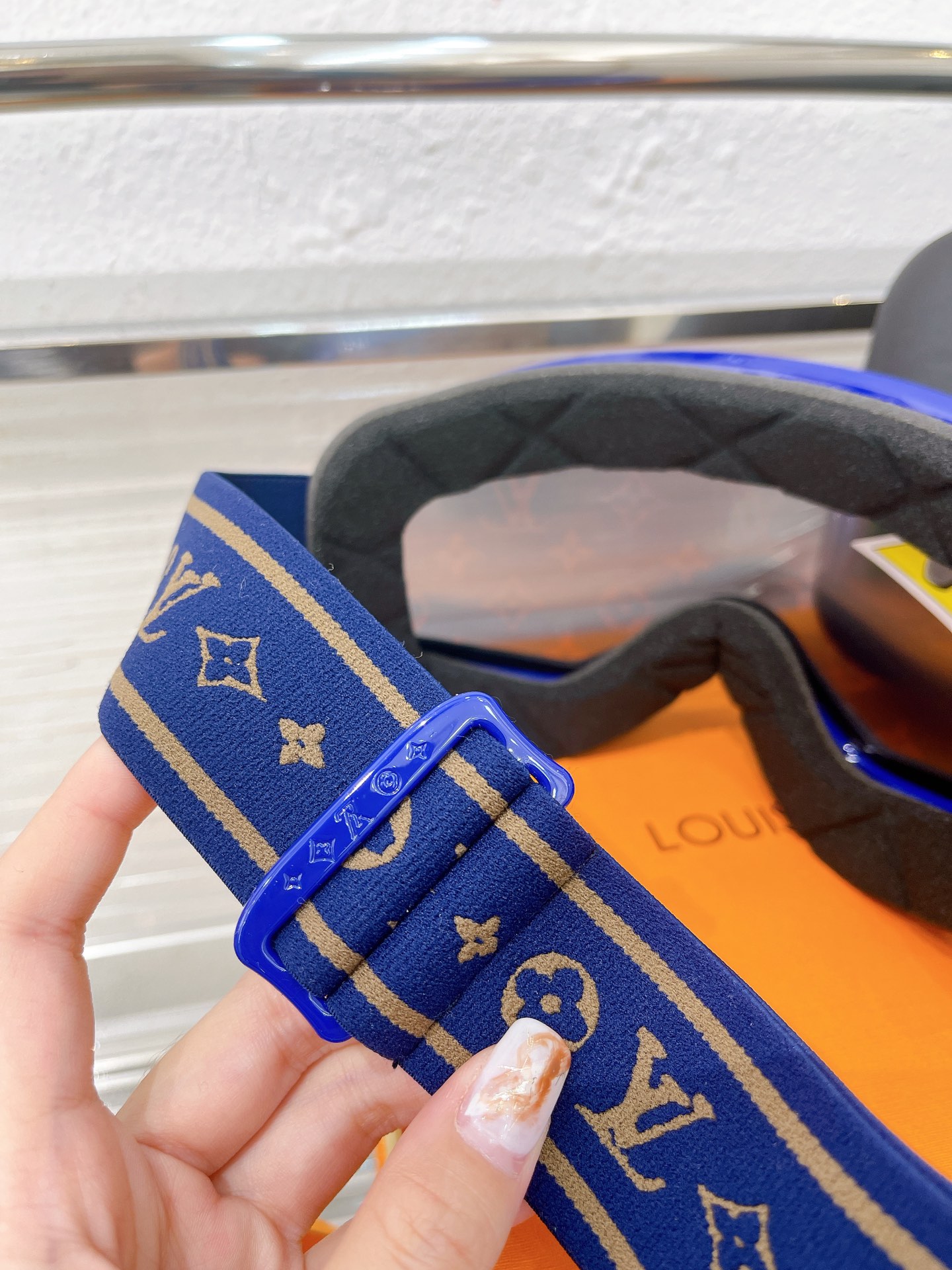 LV ski goggles