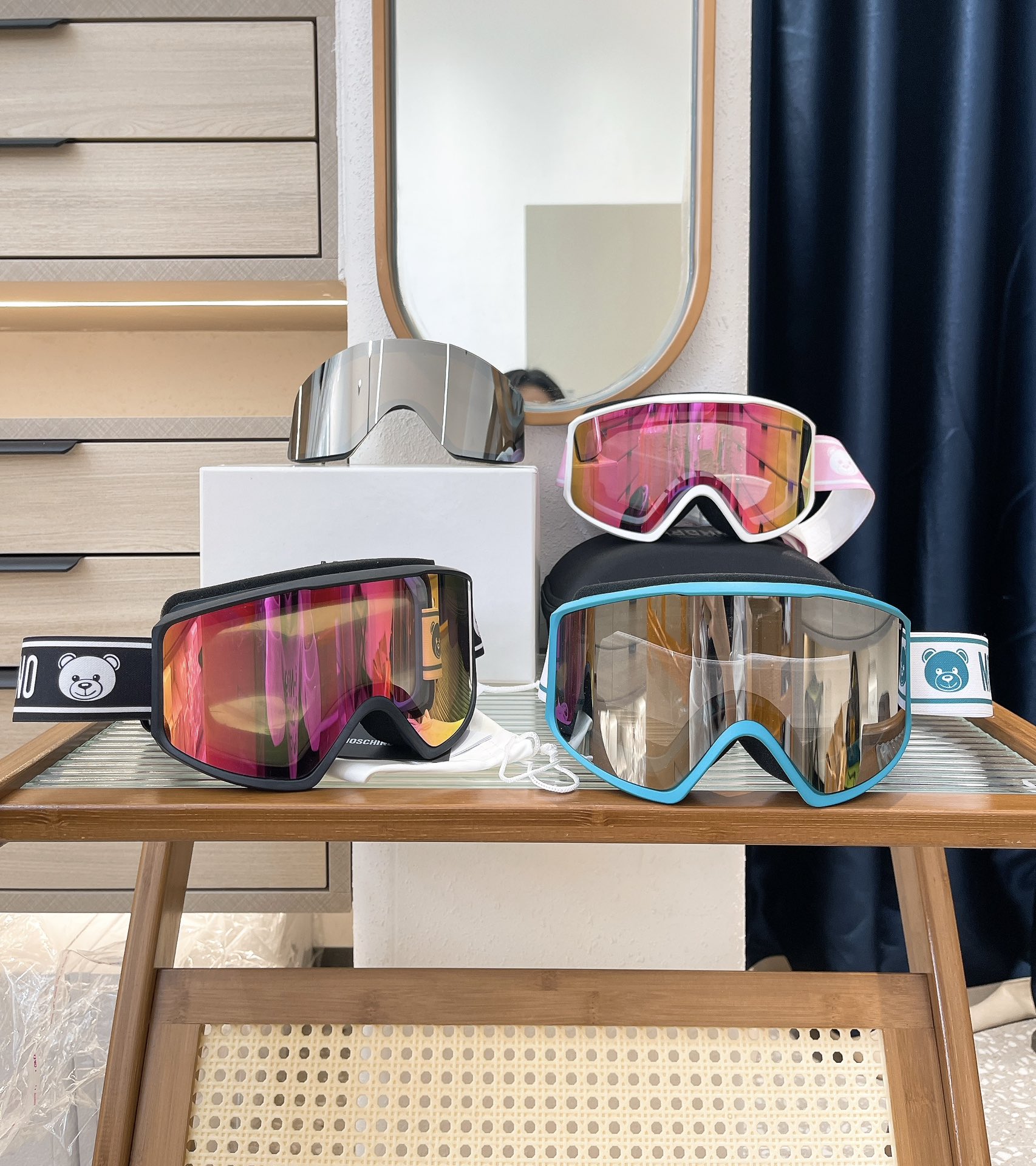 MOSCHINO ski goggles