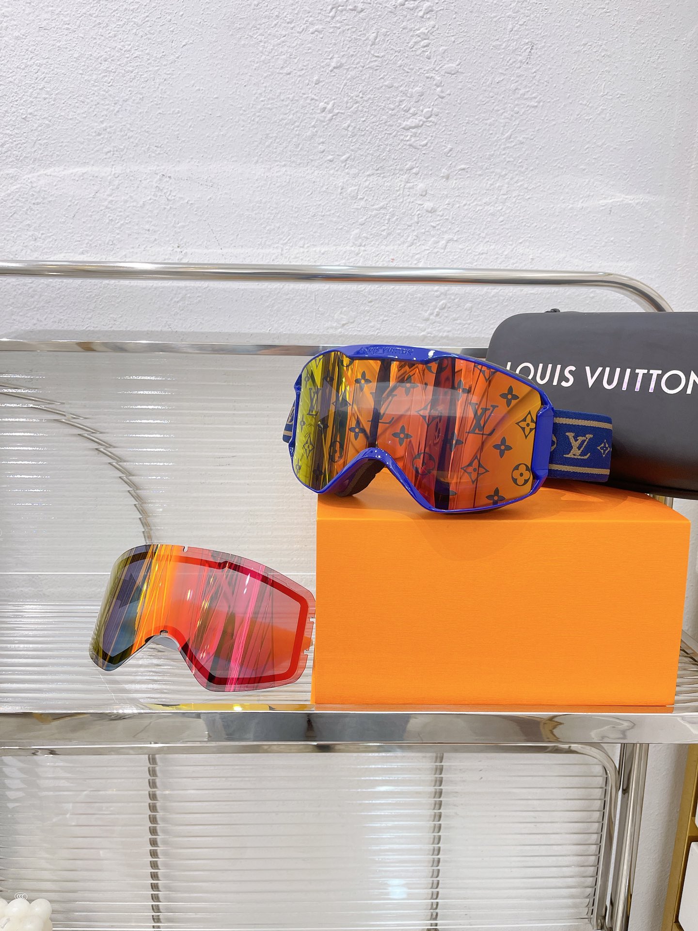 LV ski goggles
