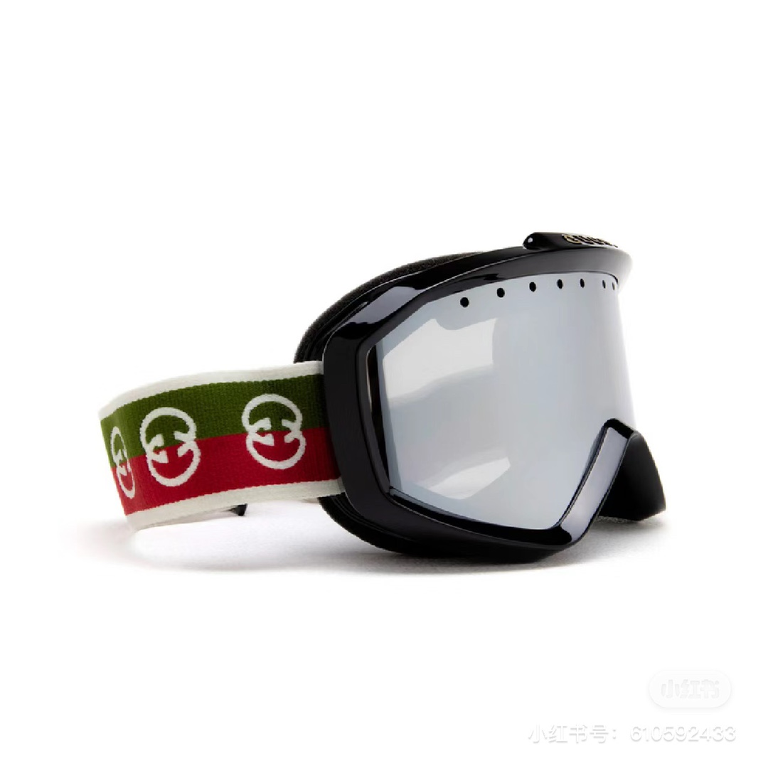 GUCCI ski goggles