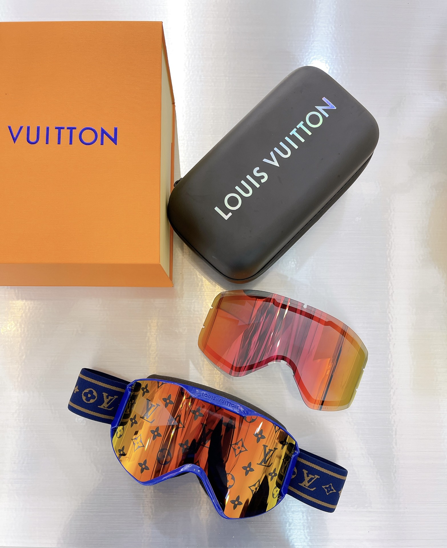 LV ski goggles