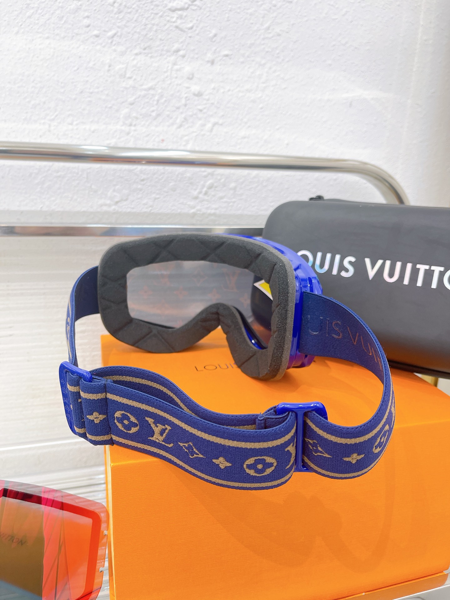LV ski goggles