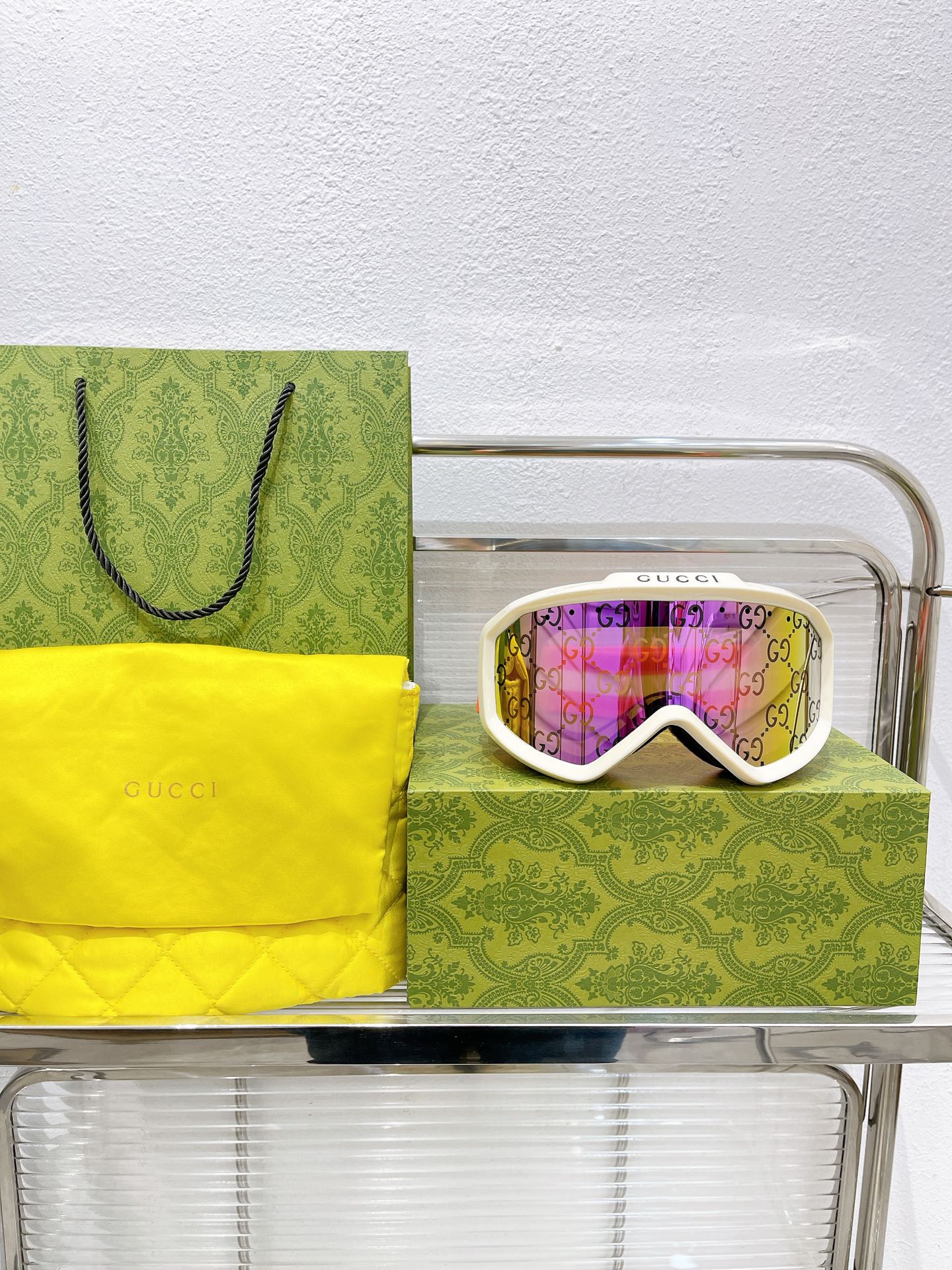 GUCCI ski goggles