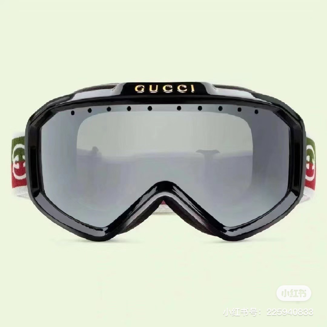 GUCCI ski goggles