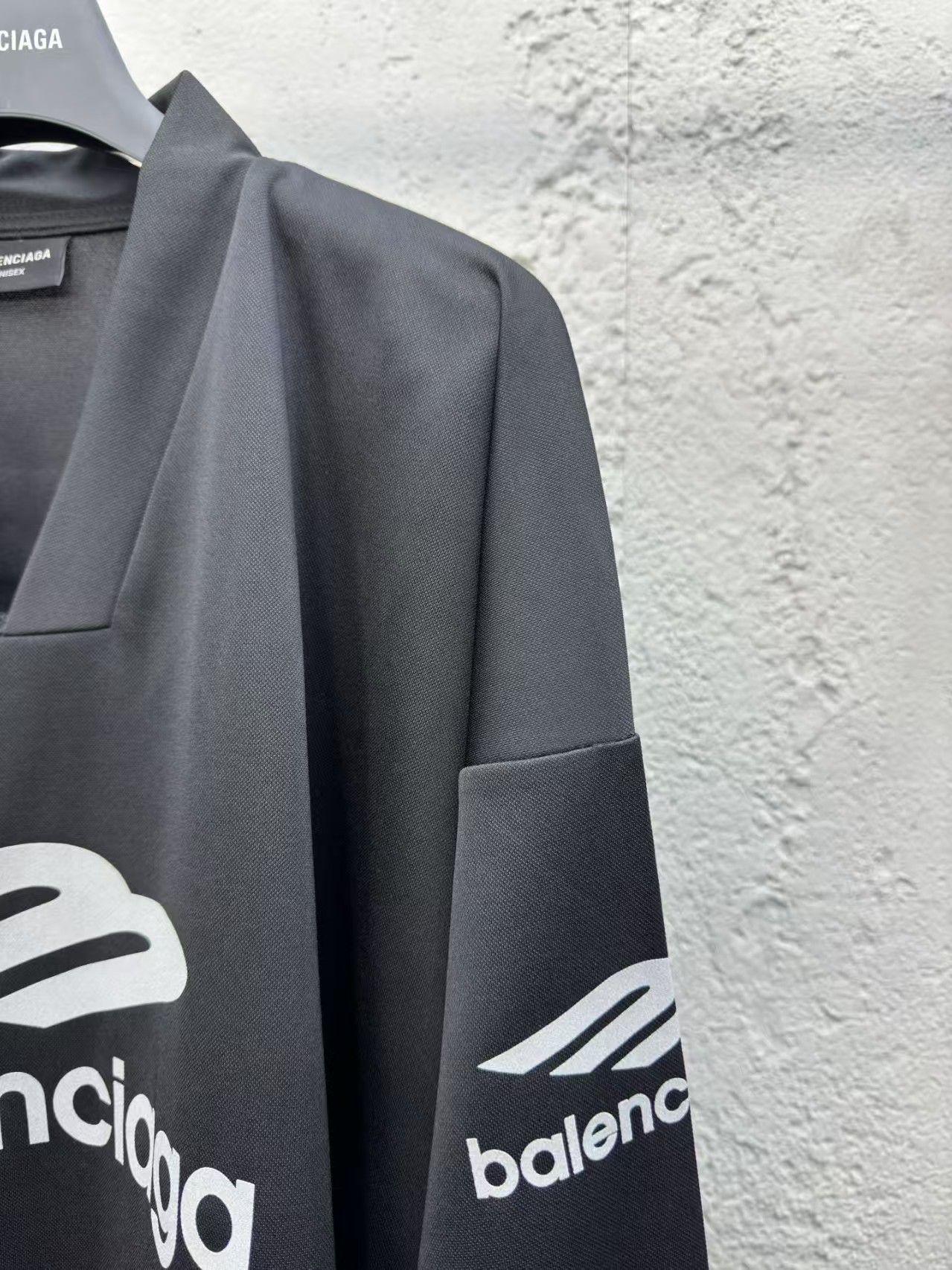 BALENCIAGA Ski series V-neck long sleeve