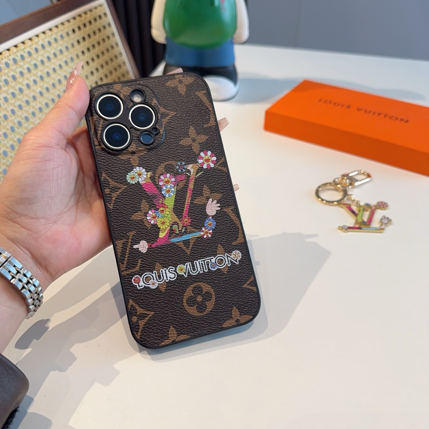 lv mobile phone case