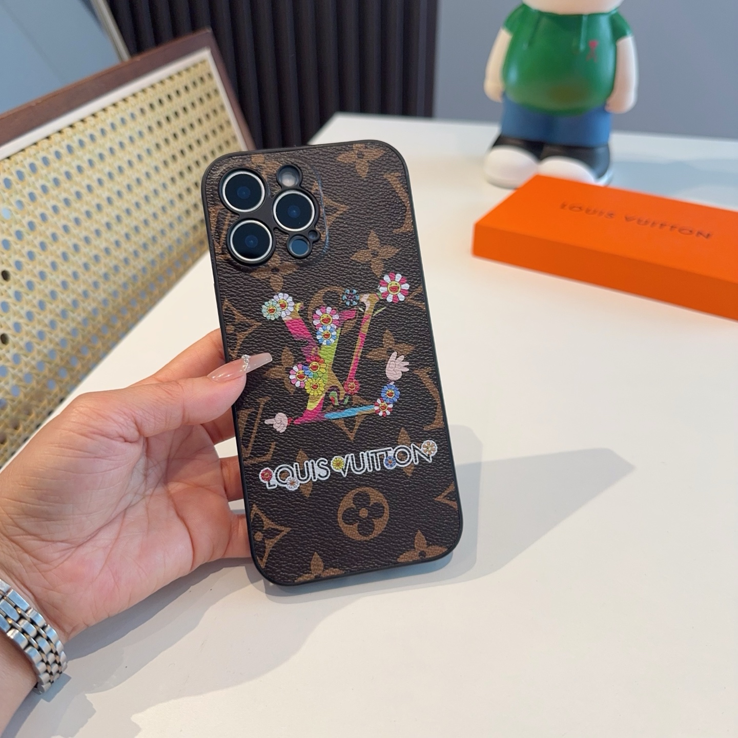 lv mobile phone case
