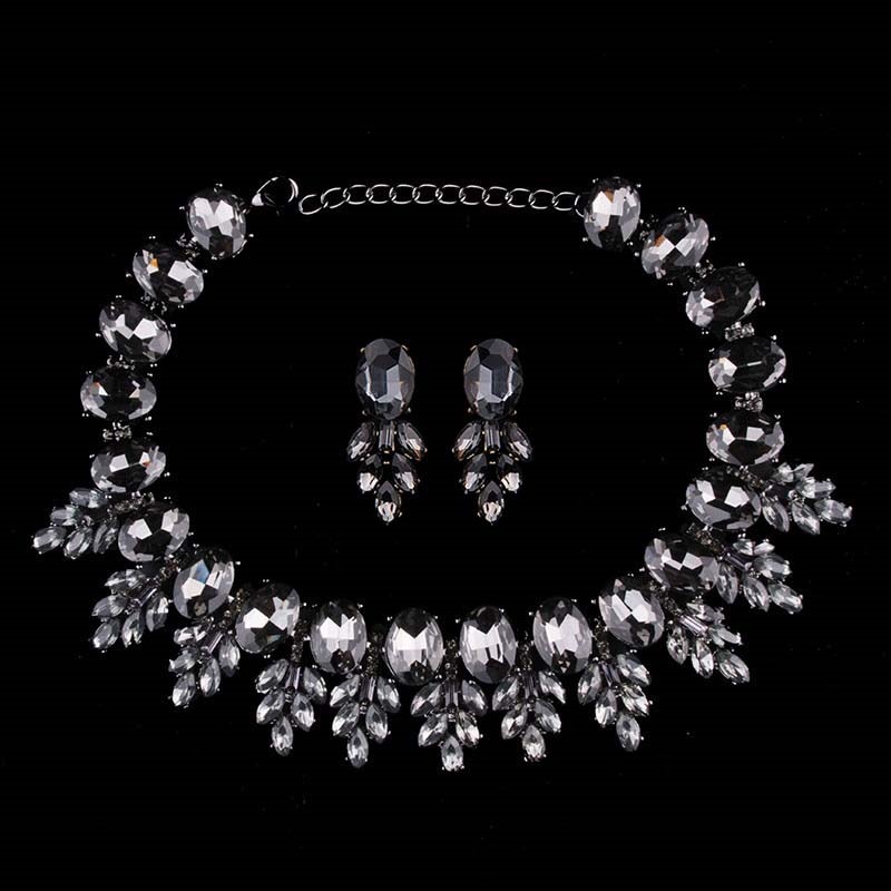 Vintage Necklace & Earrings Set