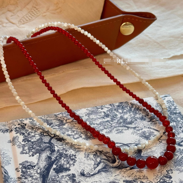 24#red agate necklace