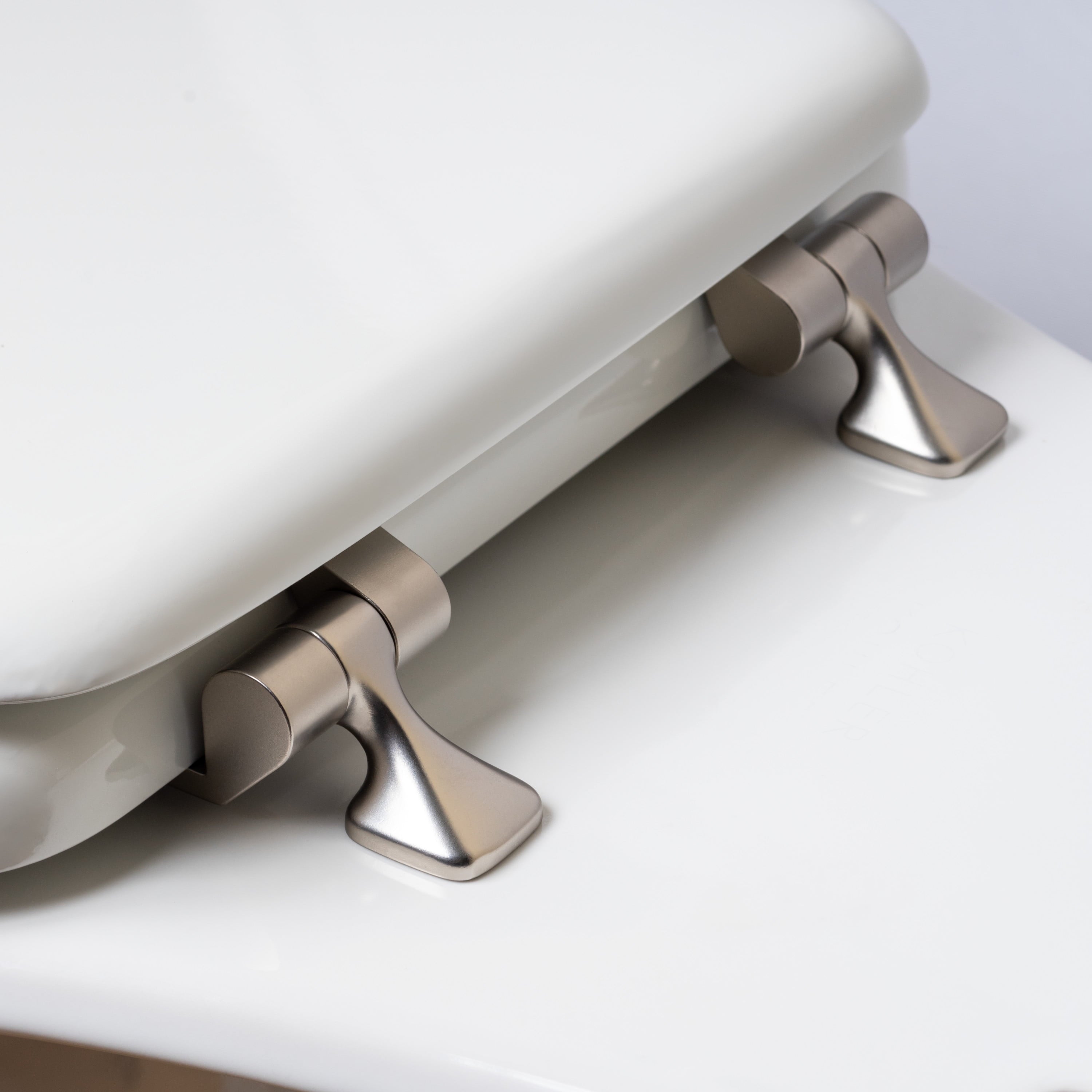 Mayfair Edgewater Round Enameled Wood Toilet Seat in White Never Looosens Brushed Nickel Metal Hinge