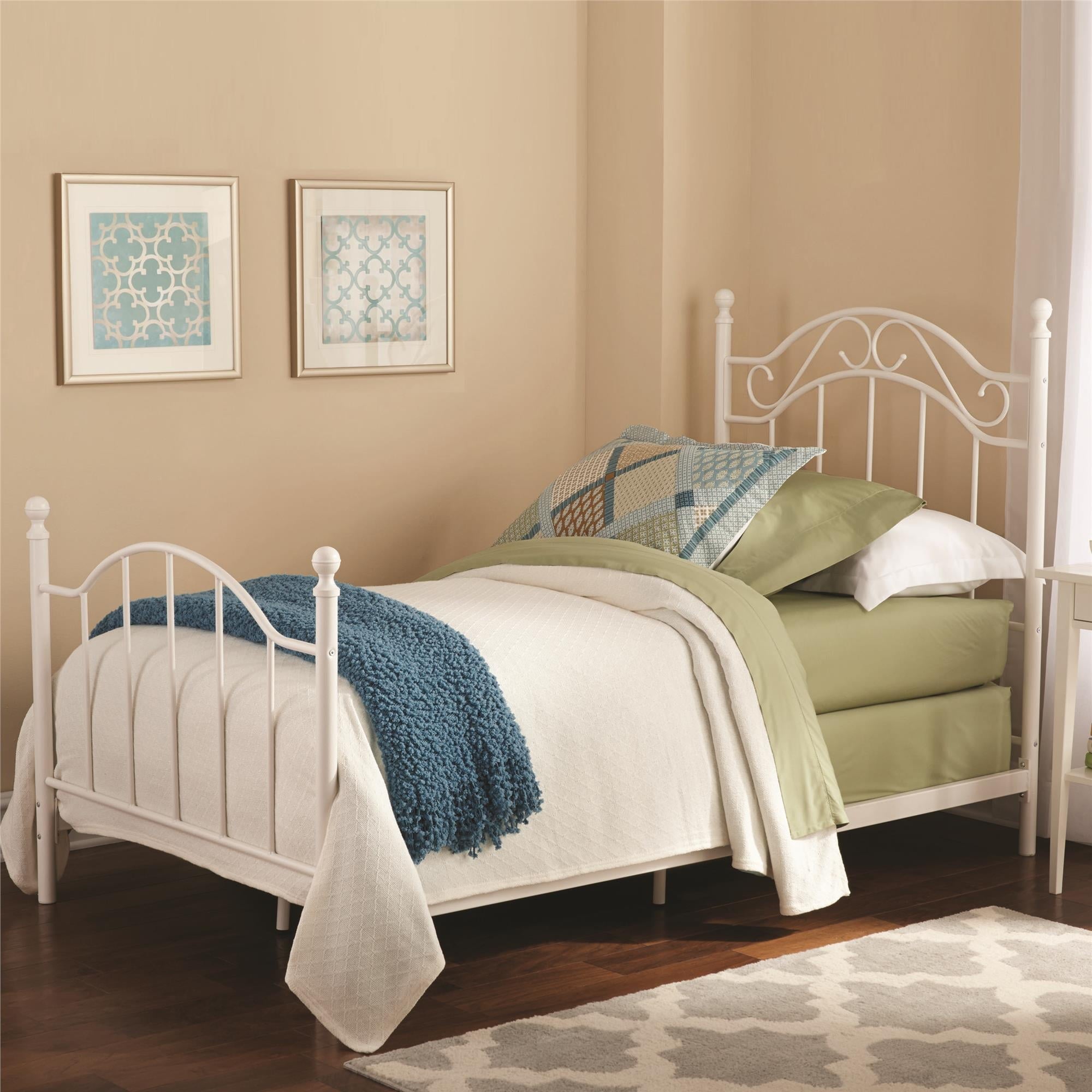 Mainstays Traditional Metal Bed Frame with Headboard and Footboard, Twin, White