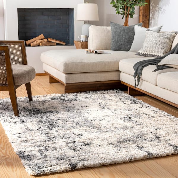 Bazaar Gray Eskimo Shag 7 ft. 10 in. x 10 ft. Area Rug