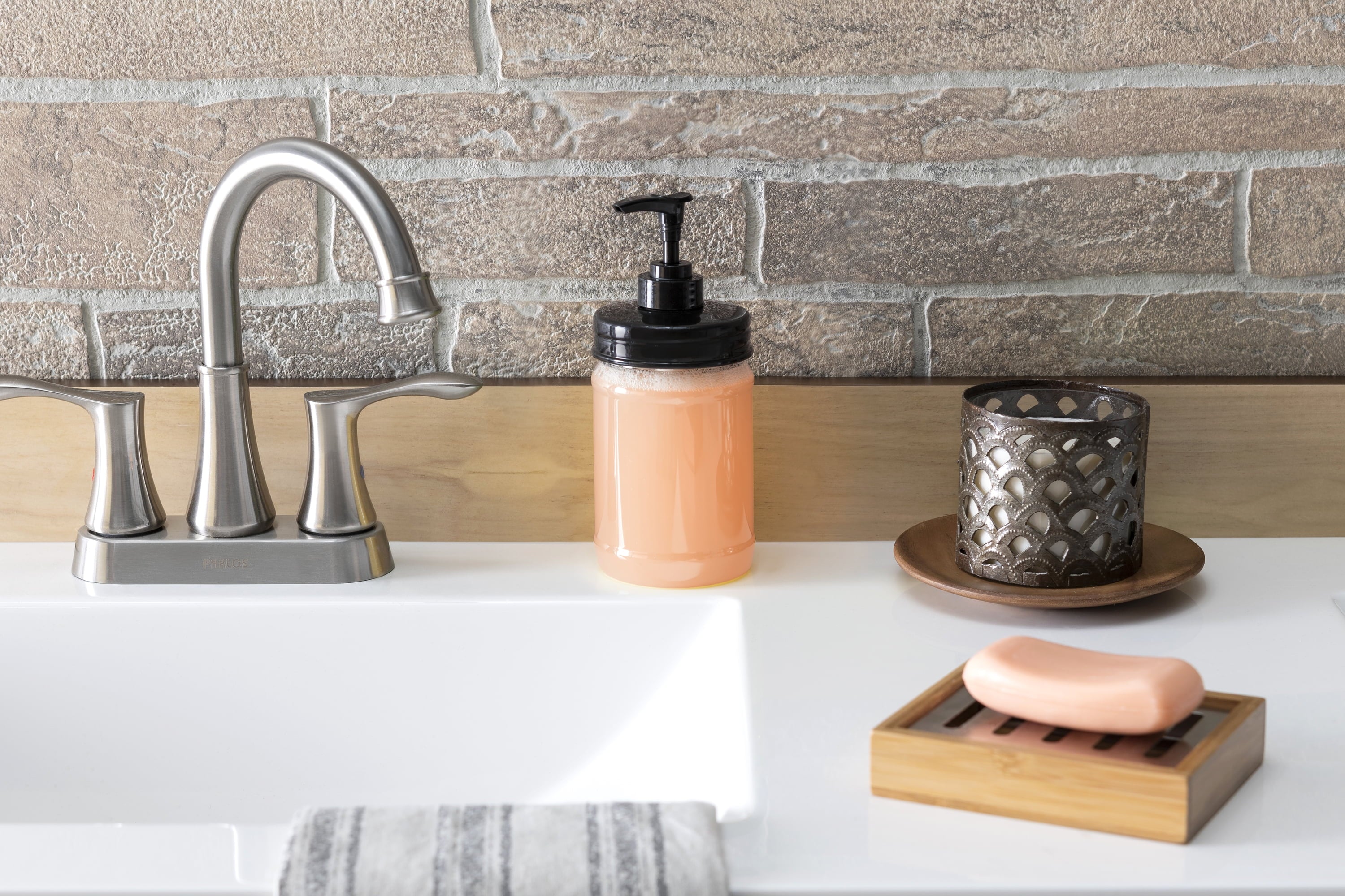 Jarmazing Products Black Mason Jar Soap Dispenser - Rust proof plastic with Plastic Pint Jar - Two Pack!