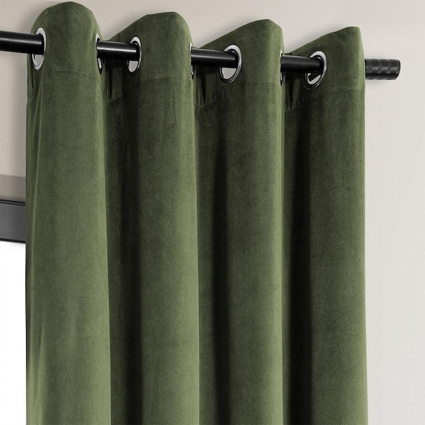 Signature Hunter Green Grommet Blackout Velvet Curtain 50 in. W x 96 in. L (1 Panel)