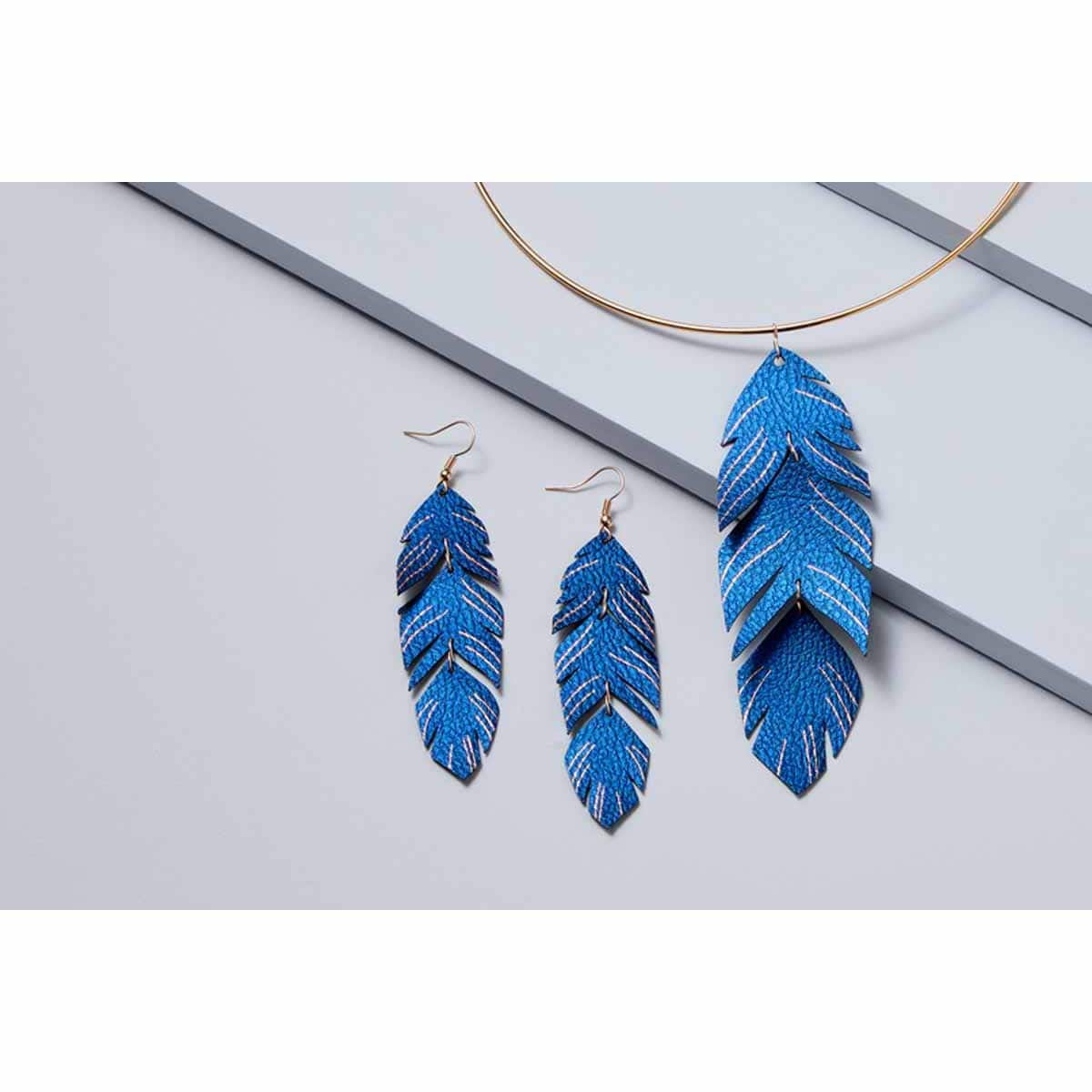 9 Packs: 8 ct. (72 total) Cricut® Foil Transfer Sheets, Gold