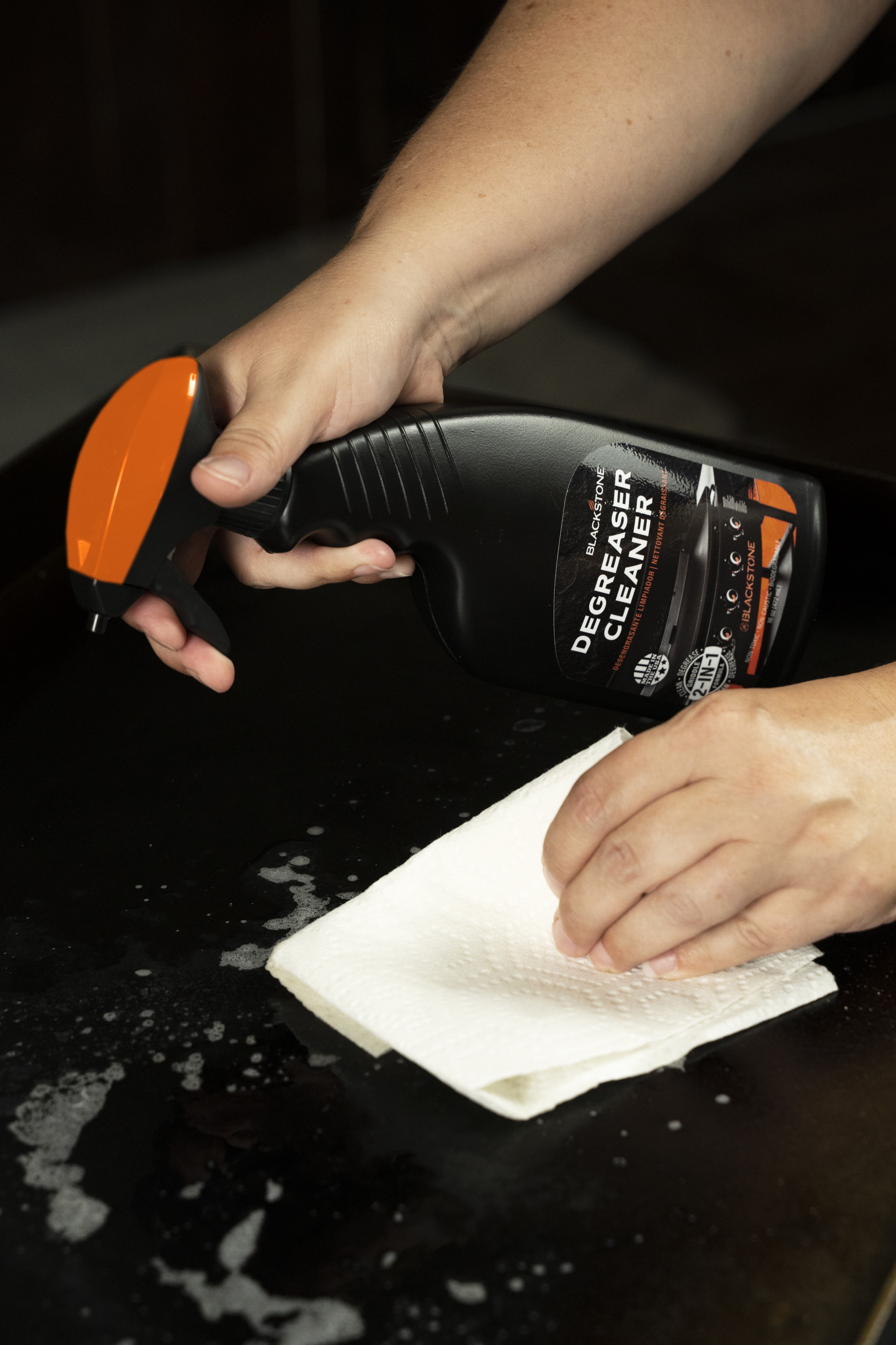 Blackstone 2-in-1 Griddle Degreaser and Cleaning Spray, 16 oz