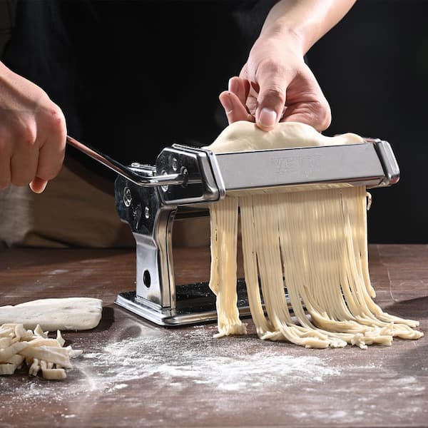 Pasta Maker Machine 9-Adjustable Thickness Settings Noodles Maker Manual Hand Press Pasta Making Kitchen Tool Kit