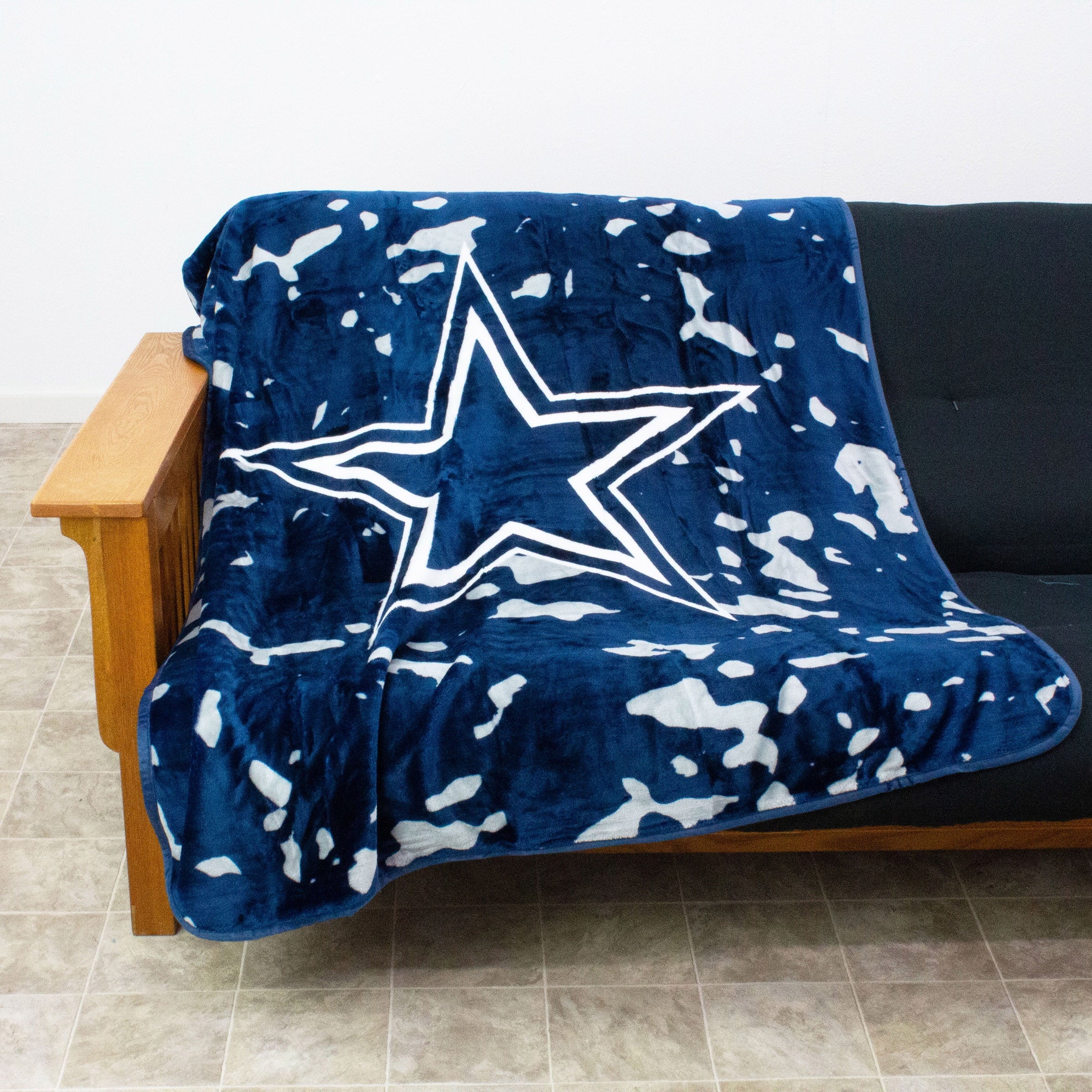 Dallas Cowboys 50 x 60 Teen Adult Unisex Comfy Throw Blanket