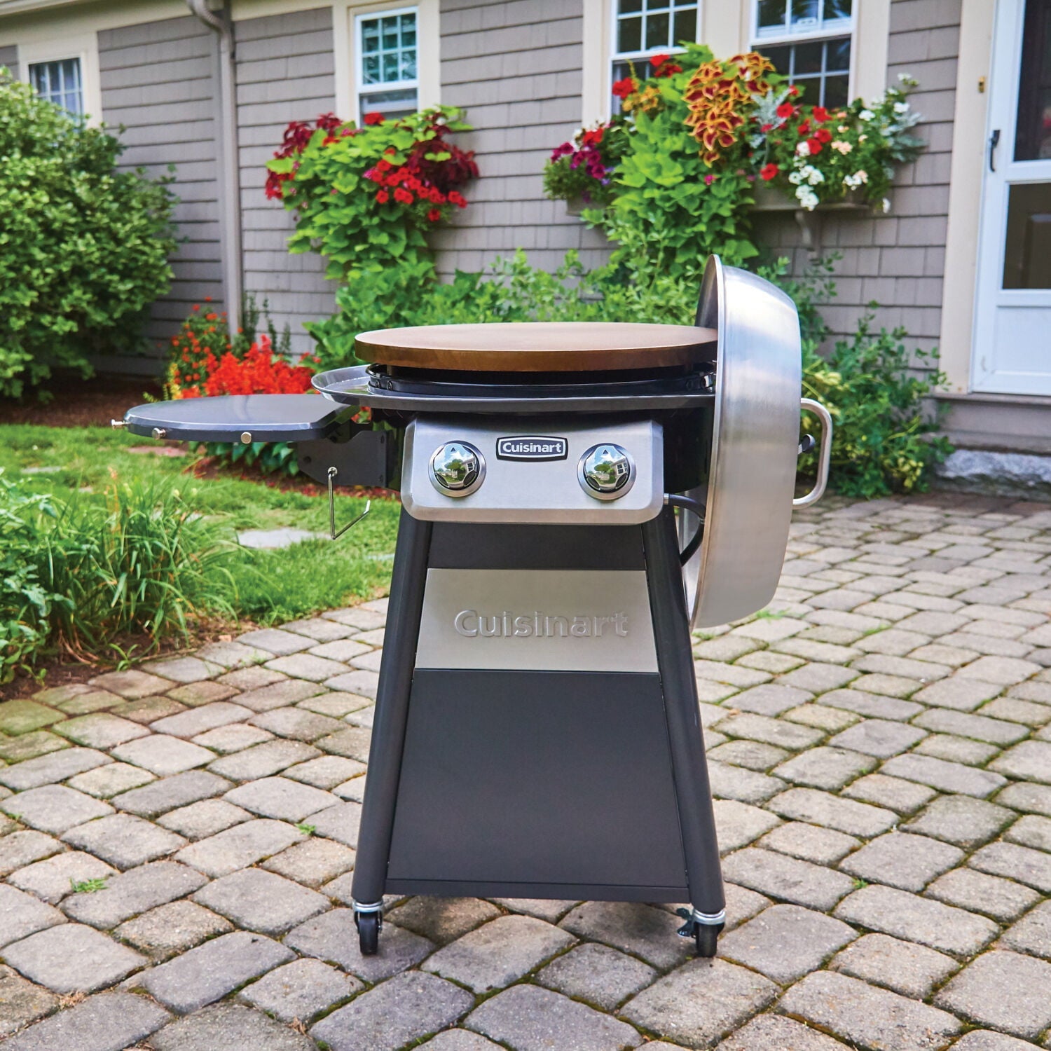22-In. Diameter Deluxe Outdoor Griddle Cooking Center with 1 Folding Prep Table and Paper Towel Holder