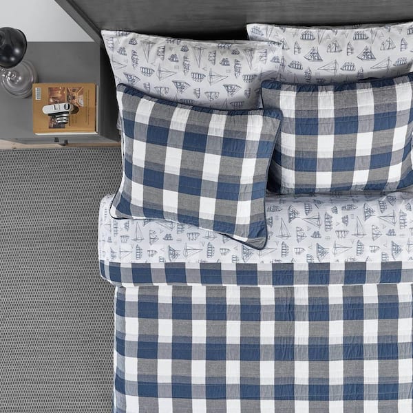Norridge 3-Piece Navy Blue Cotton King Quilt Set