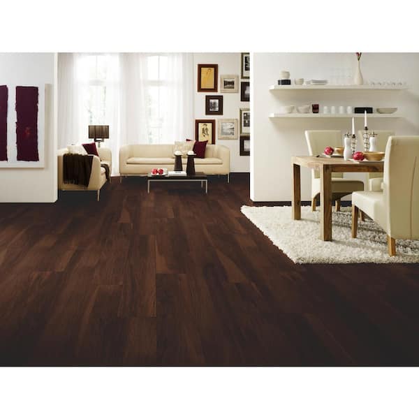Brook Penfold Hickory 12 mm T x 8 in. W Waterproof Laminate Wood Flooring (15.9 sqft/case)