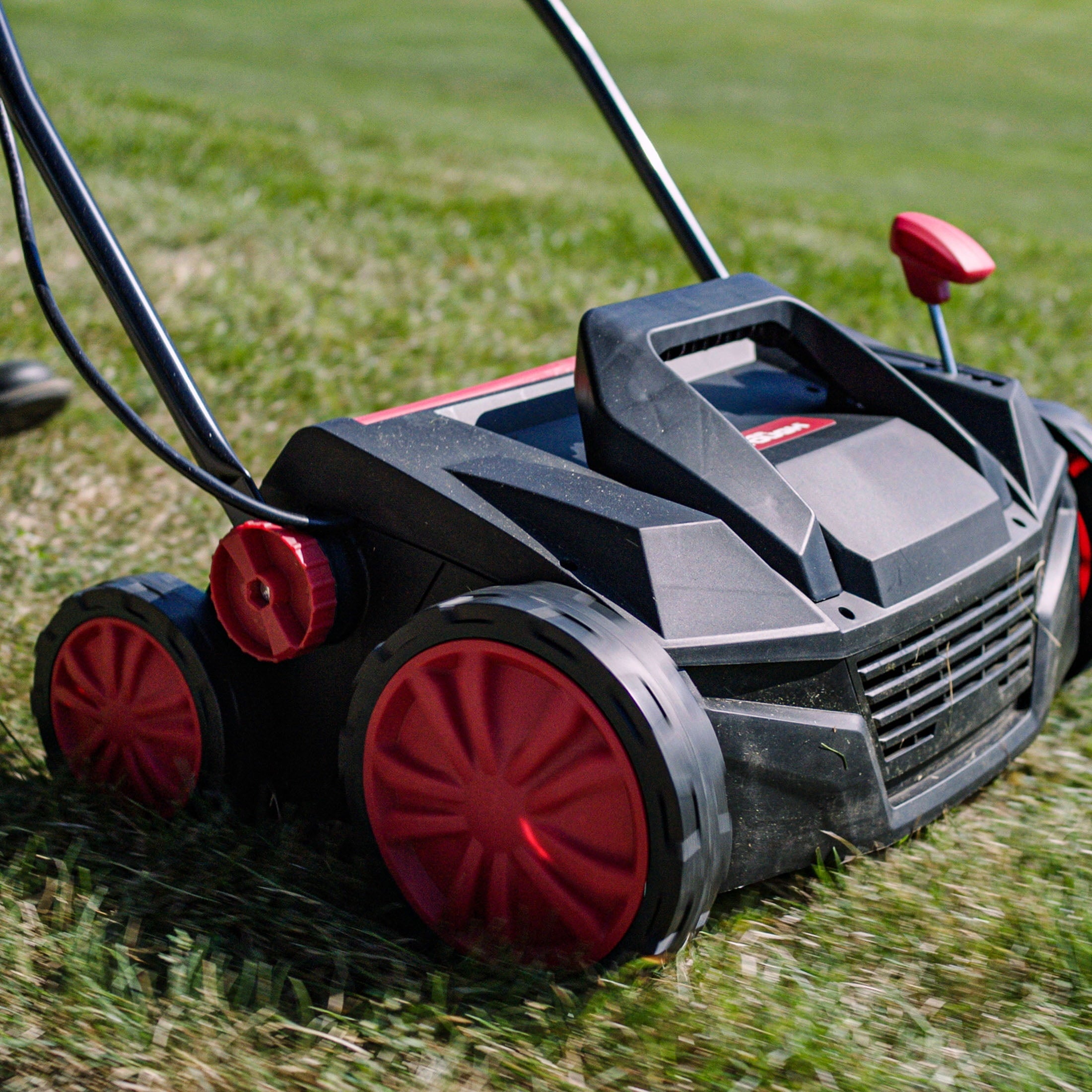 Hyper Tough 13-Amp Electric Lawn Dethatcher/Scarifier