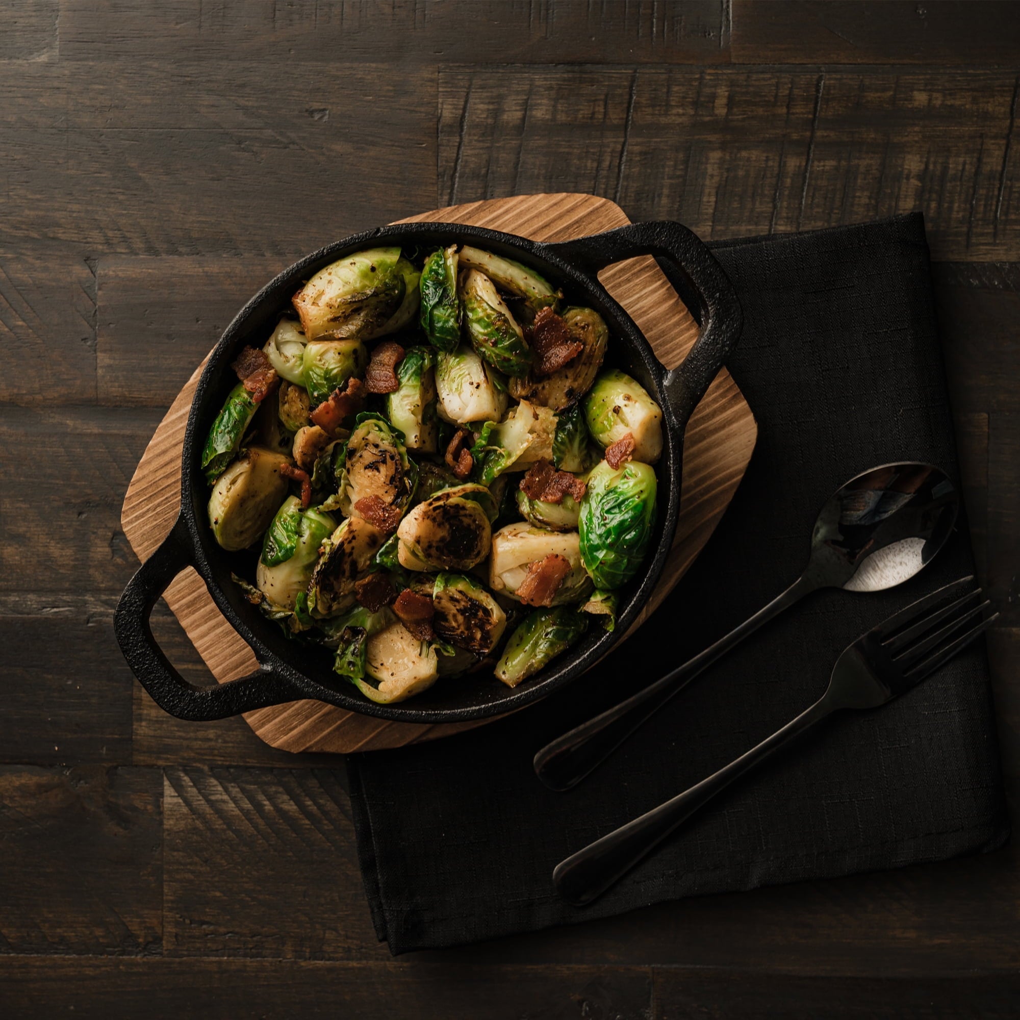 Masterbuilt 30-inch Analog Electric Smoker in Black