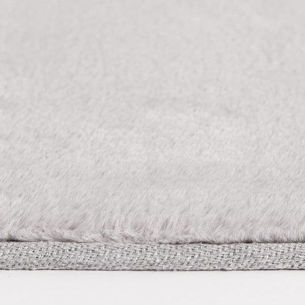 Bliss Grey 5 ft. x 7 ft. Solid Polyester Area Rug