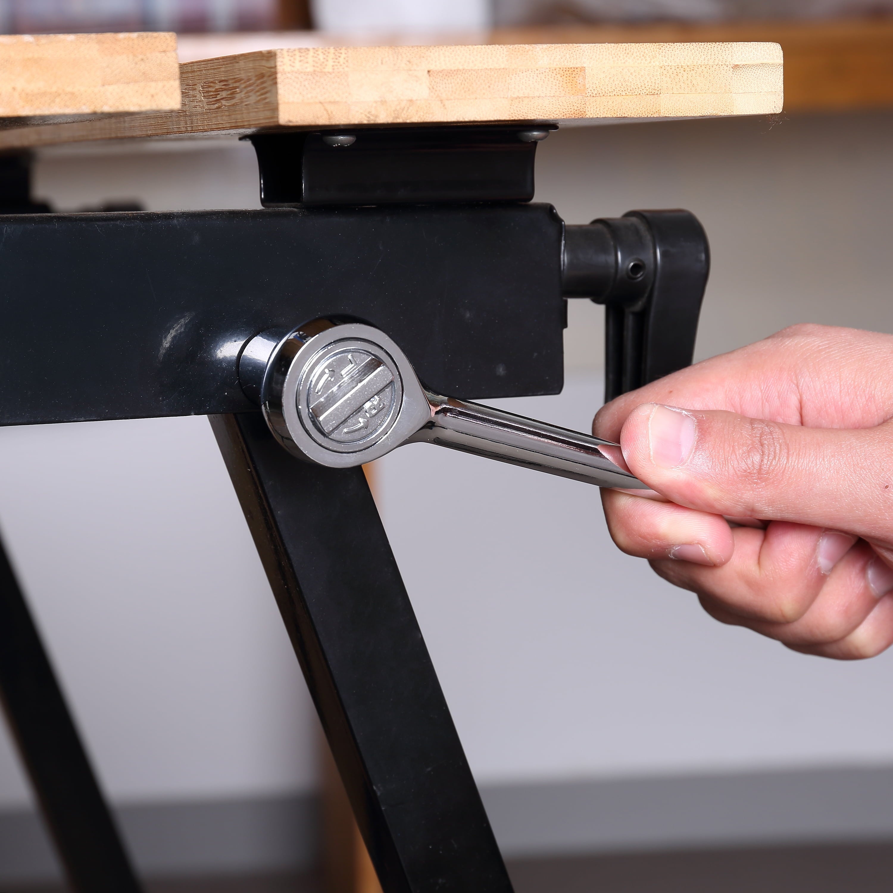 Hyper Tough 54 Piece 1/4 and 3/8 inch Drive Socket Set