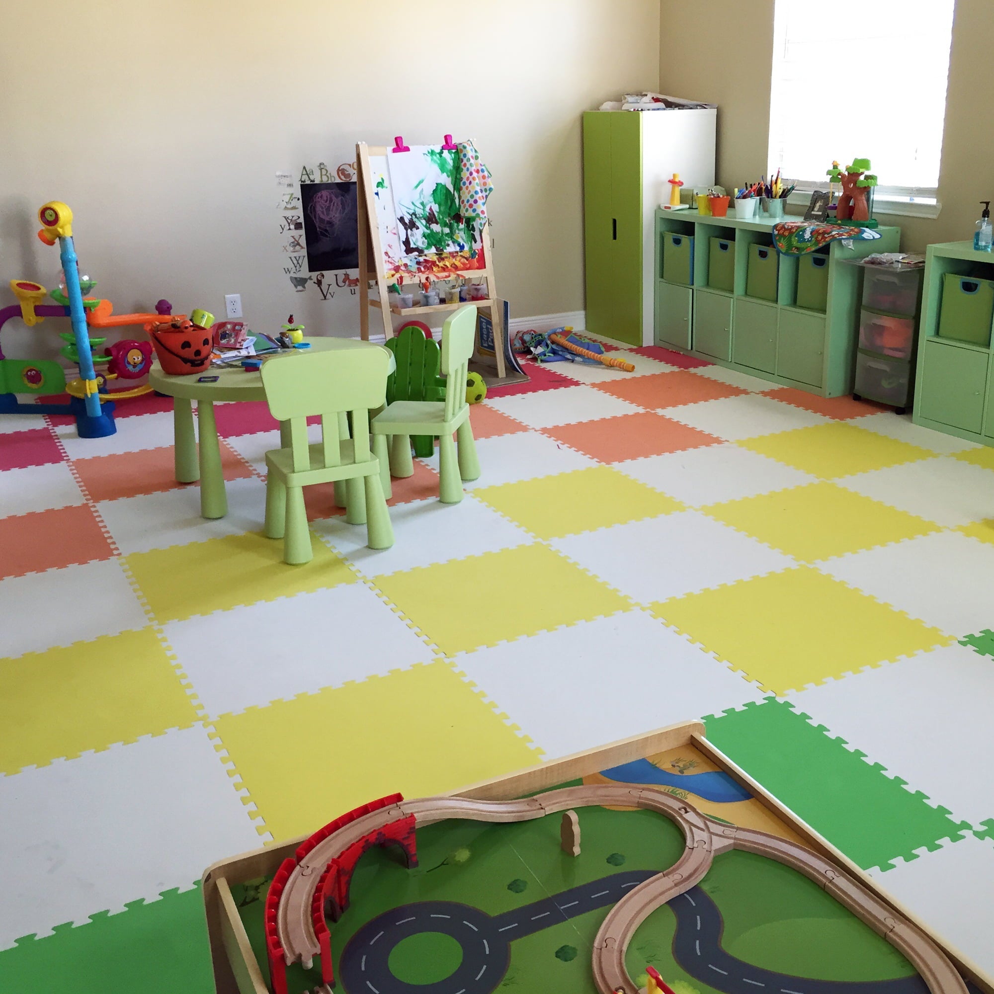 Greatmats Foam Kids and Gym Mats Premium 5/8 Inch x 2x2 Ft. Black Case of 15