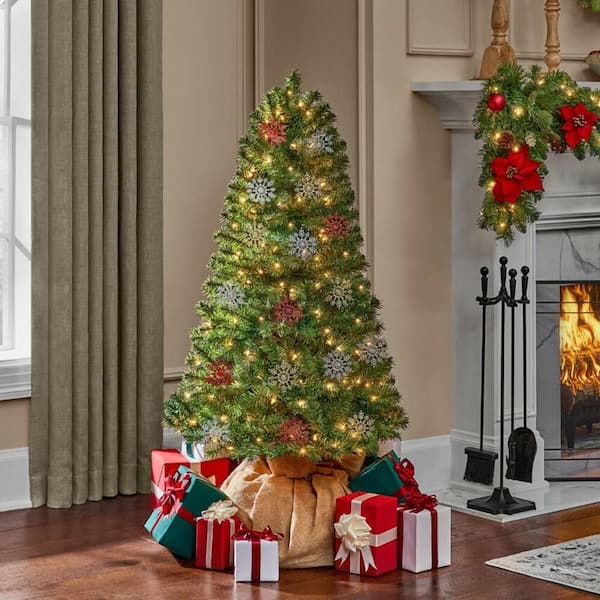 5 ft. Pre-Lit Woodtrail Fir Incandescent Artificial Christmas Tree