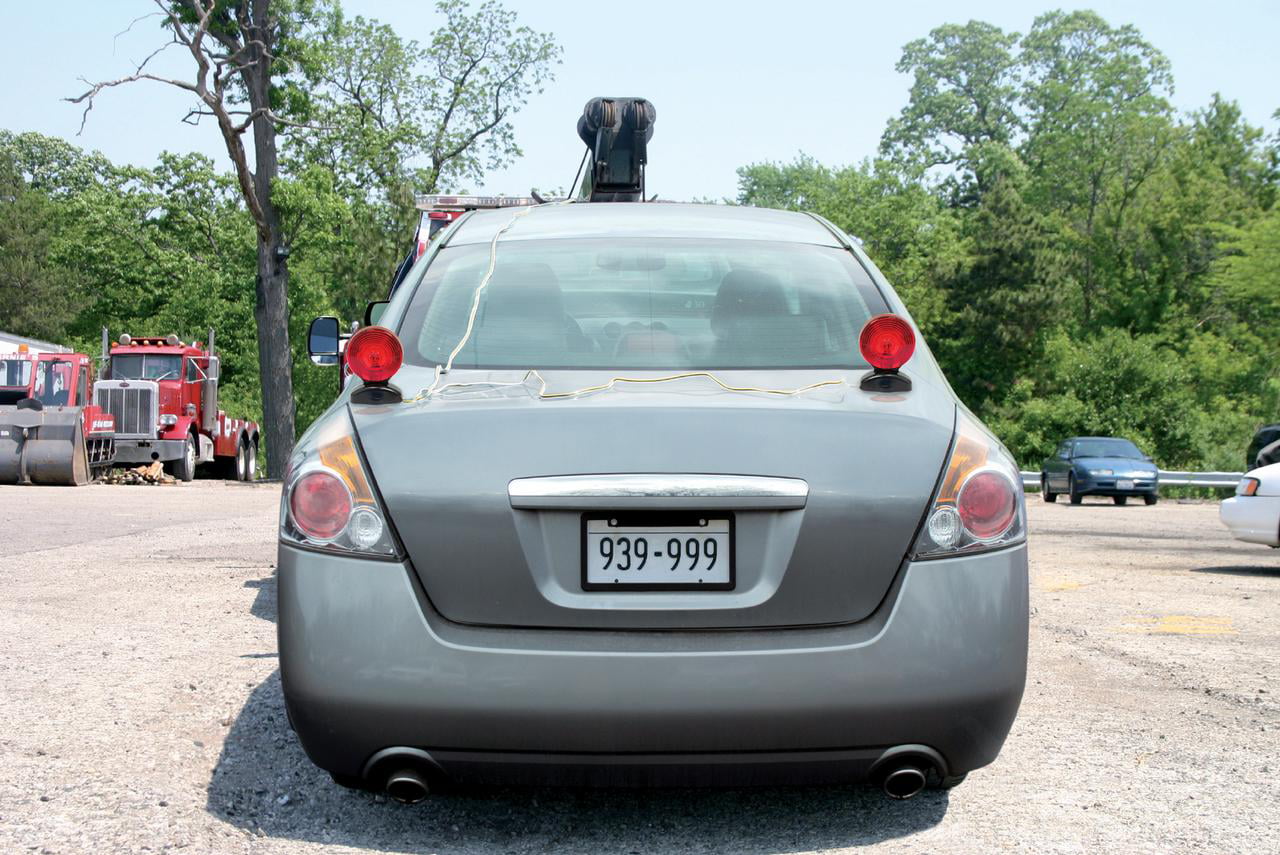 Hopkins Towing Solutions Magnetic 2 Sided Towing Light Kit, C6300, Amber and Red